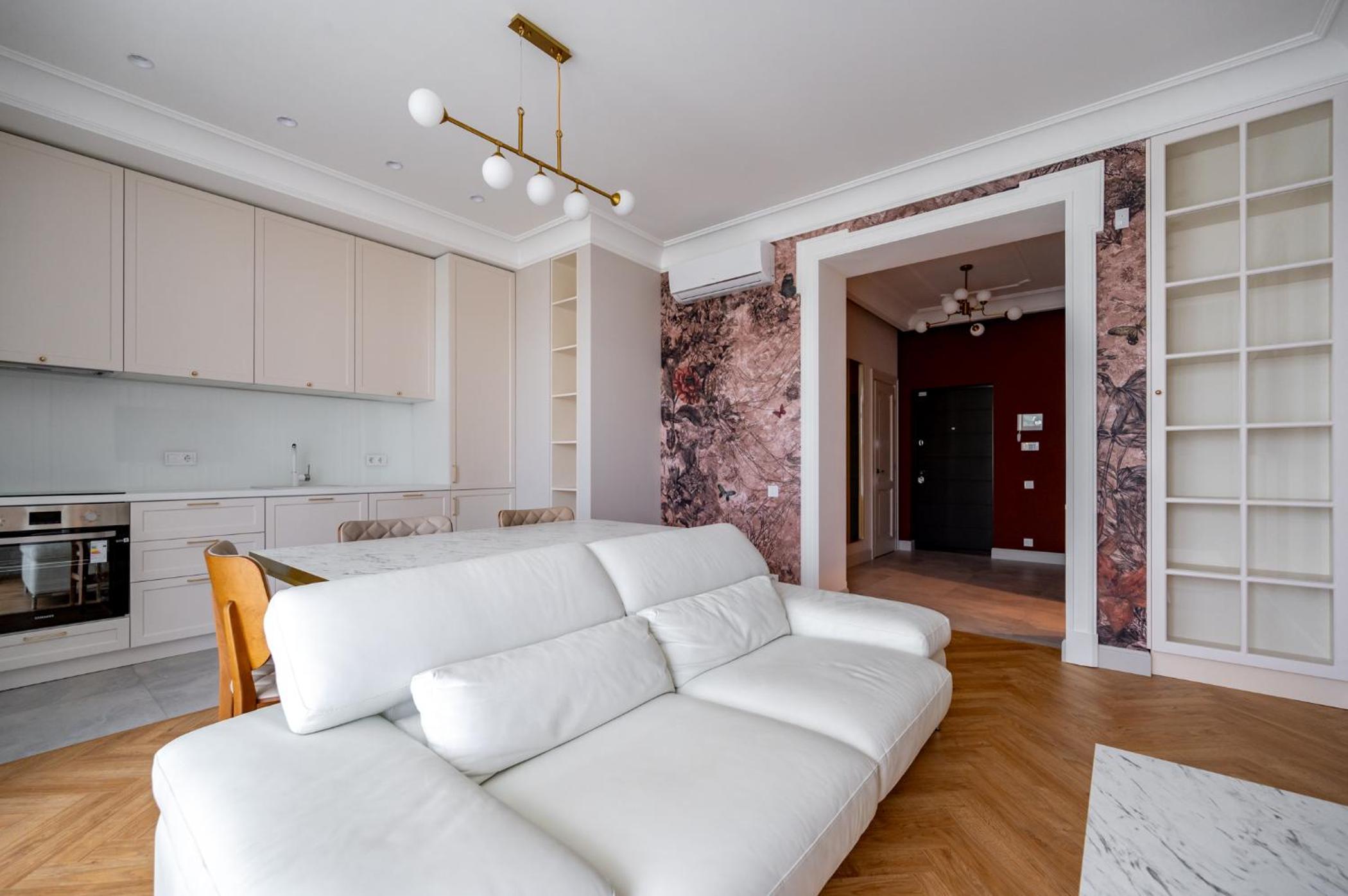 Vintage Apartments view 2