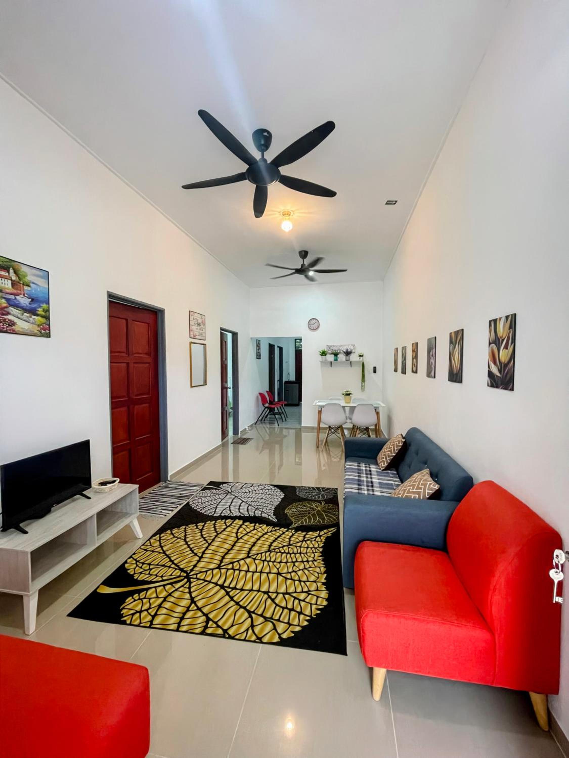 Homestay CikguMa 2 - WiFi & Netflix photo 1