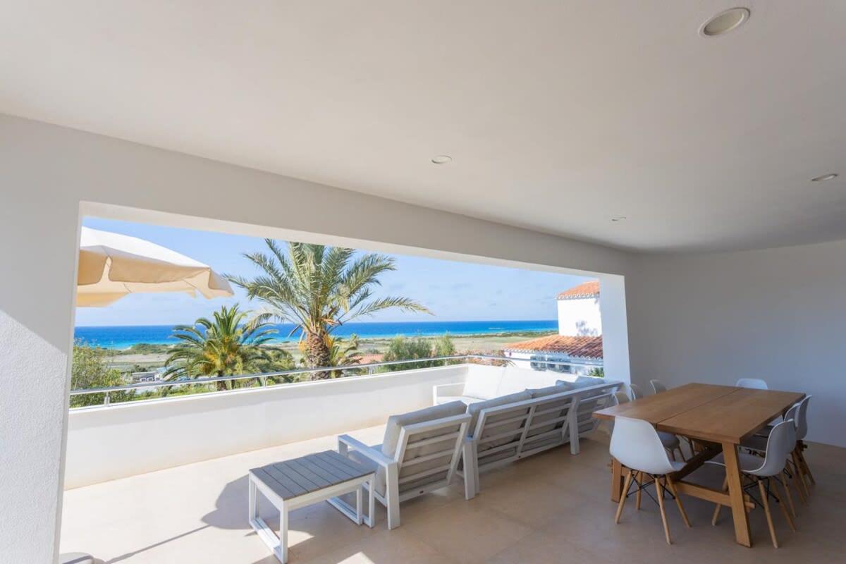 Villa Calina prime location sea views