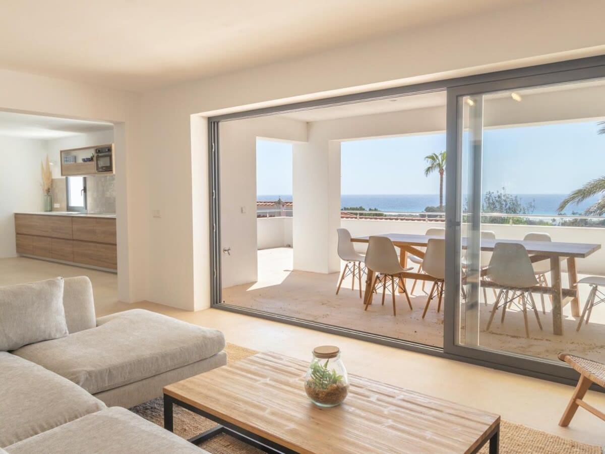 Villa Calina prime location sea views