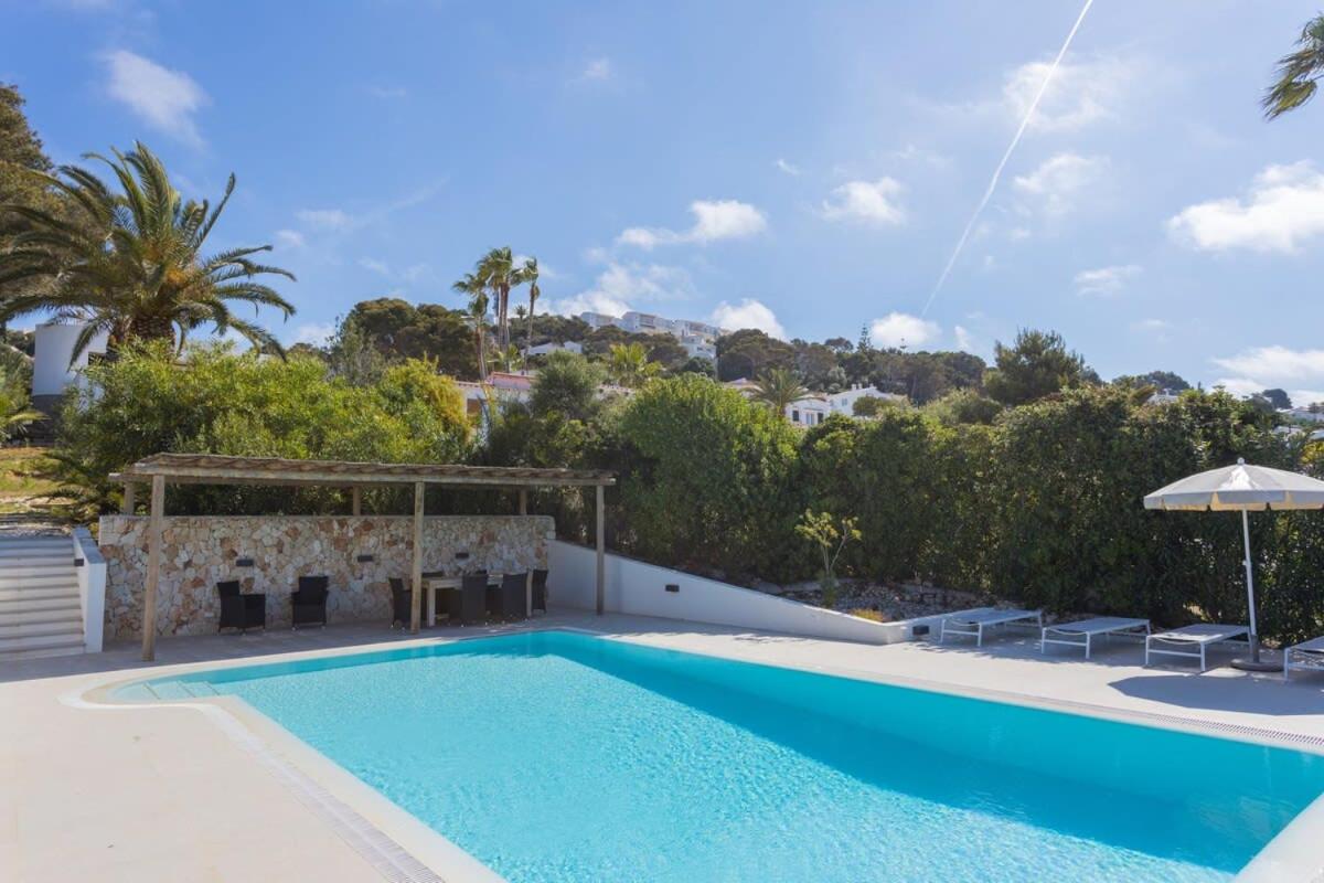 Villa Calina prime location sea views