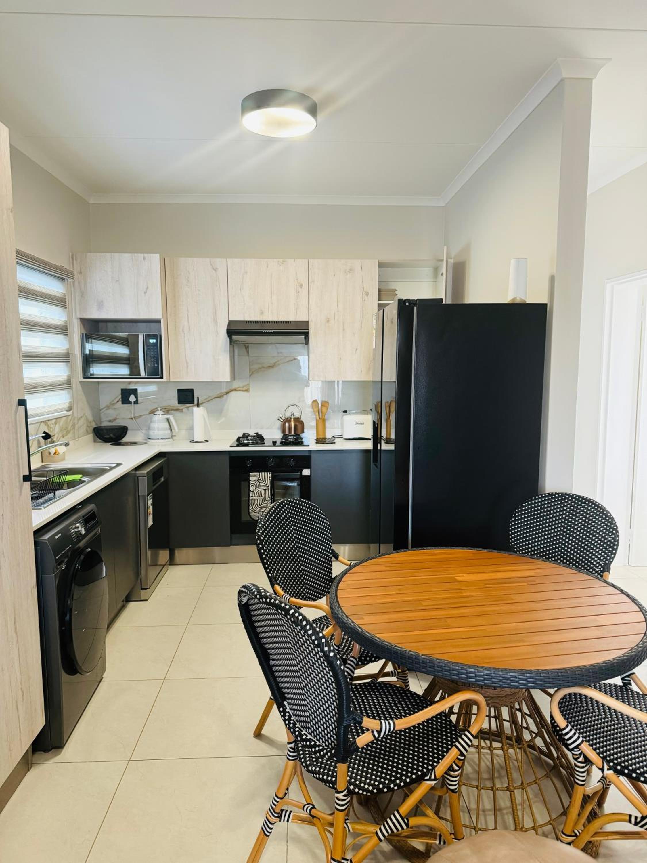 Luxury 3 Bedroom Apartment in Carlswald