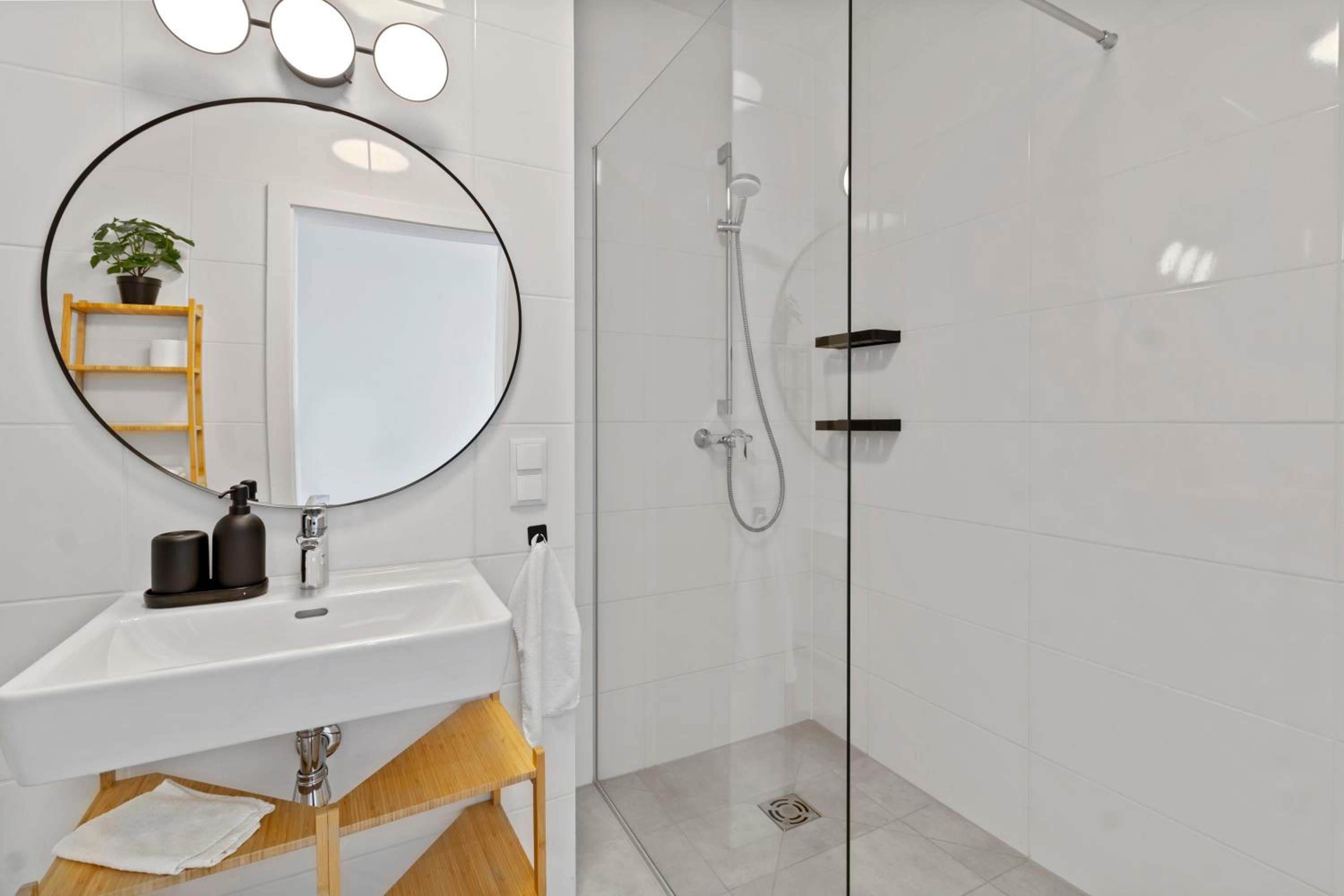 Long Term Stay - Near Klinik Floridsdorf - On-Site Parking for 19,90 Eur