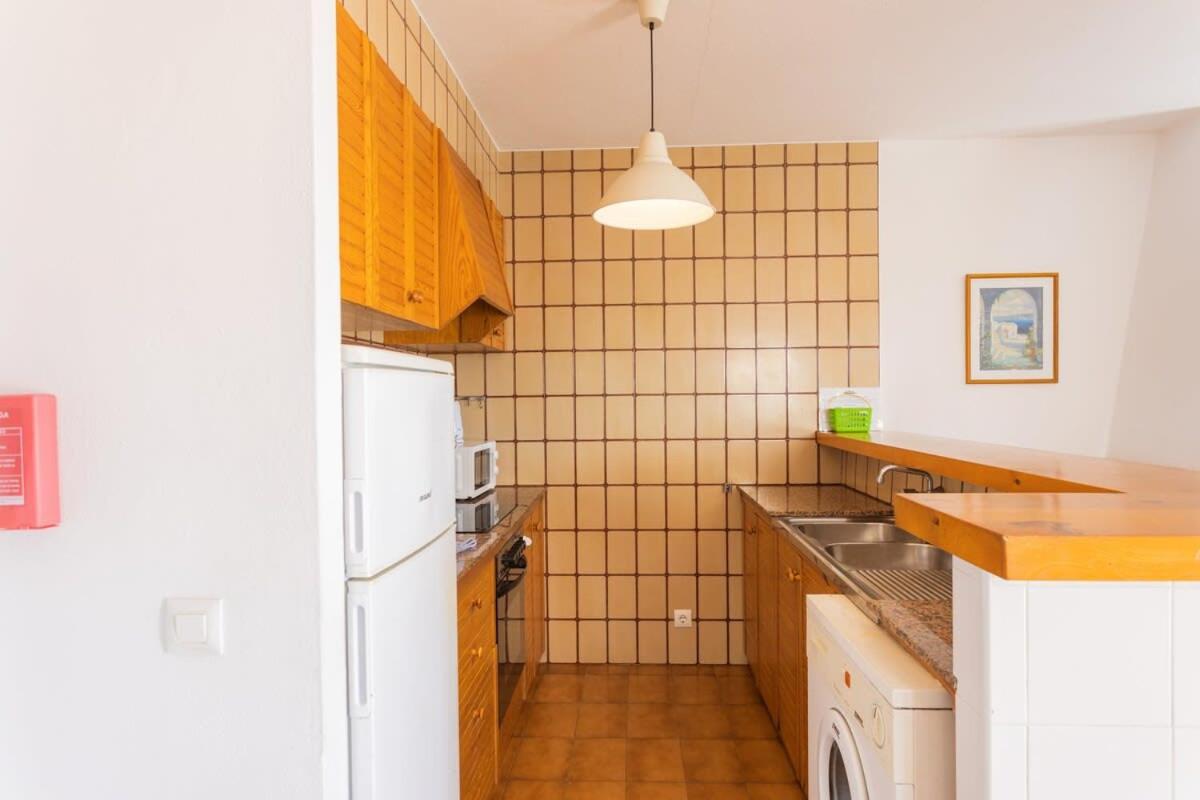 Villa Noelia - Magnificent Sea Views & Close to the beach view 4