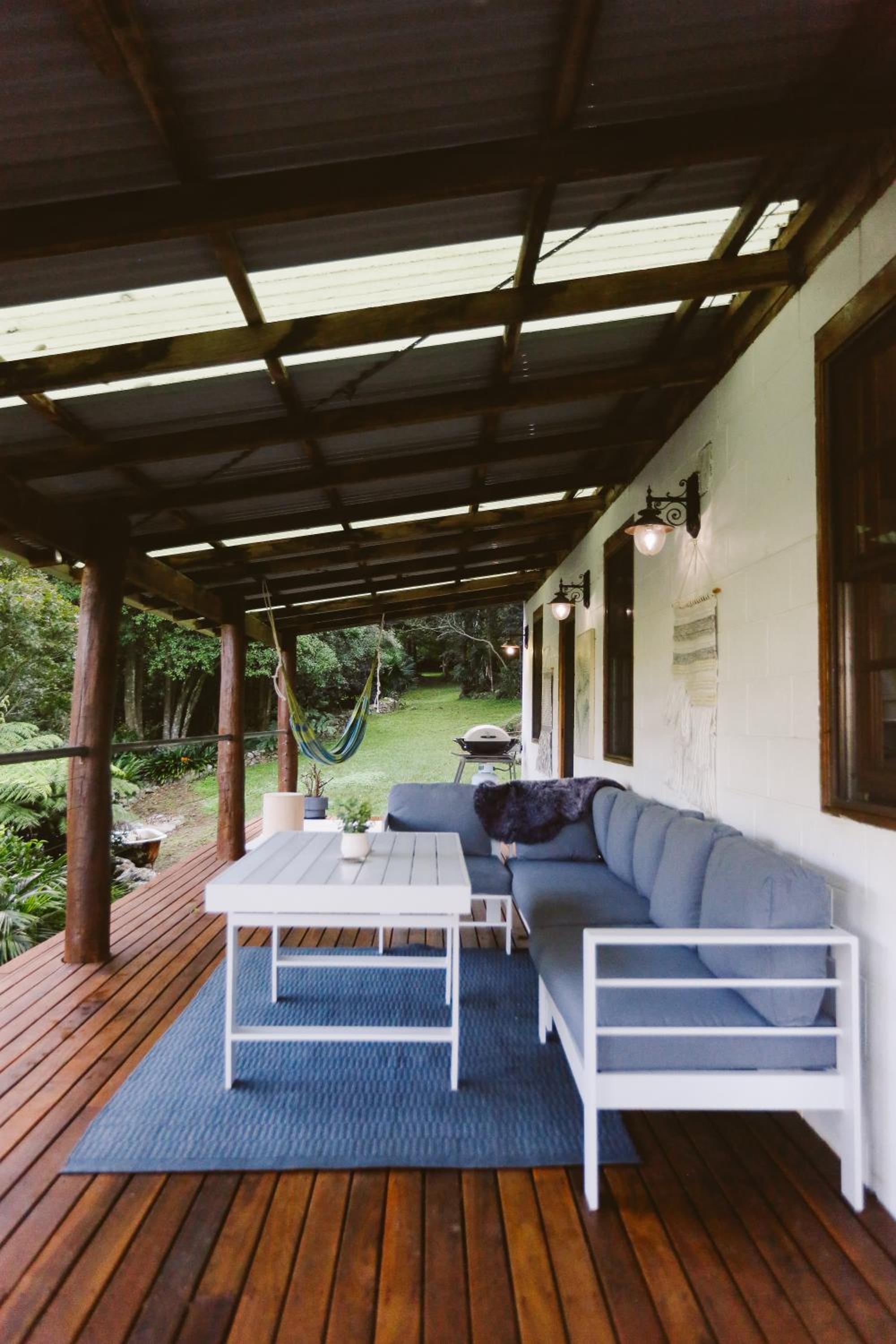 Hinterland Retreat on 30 acres - Sleeps 6