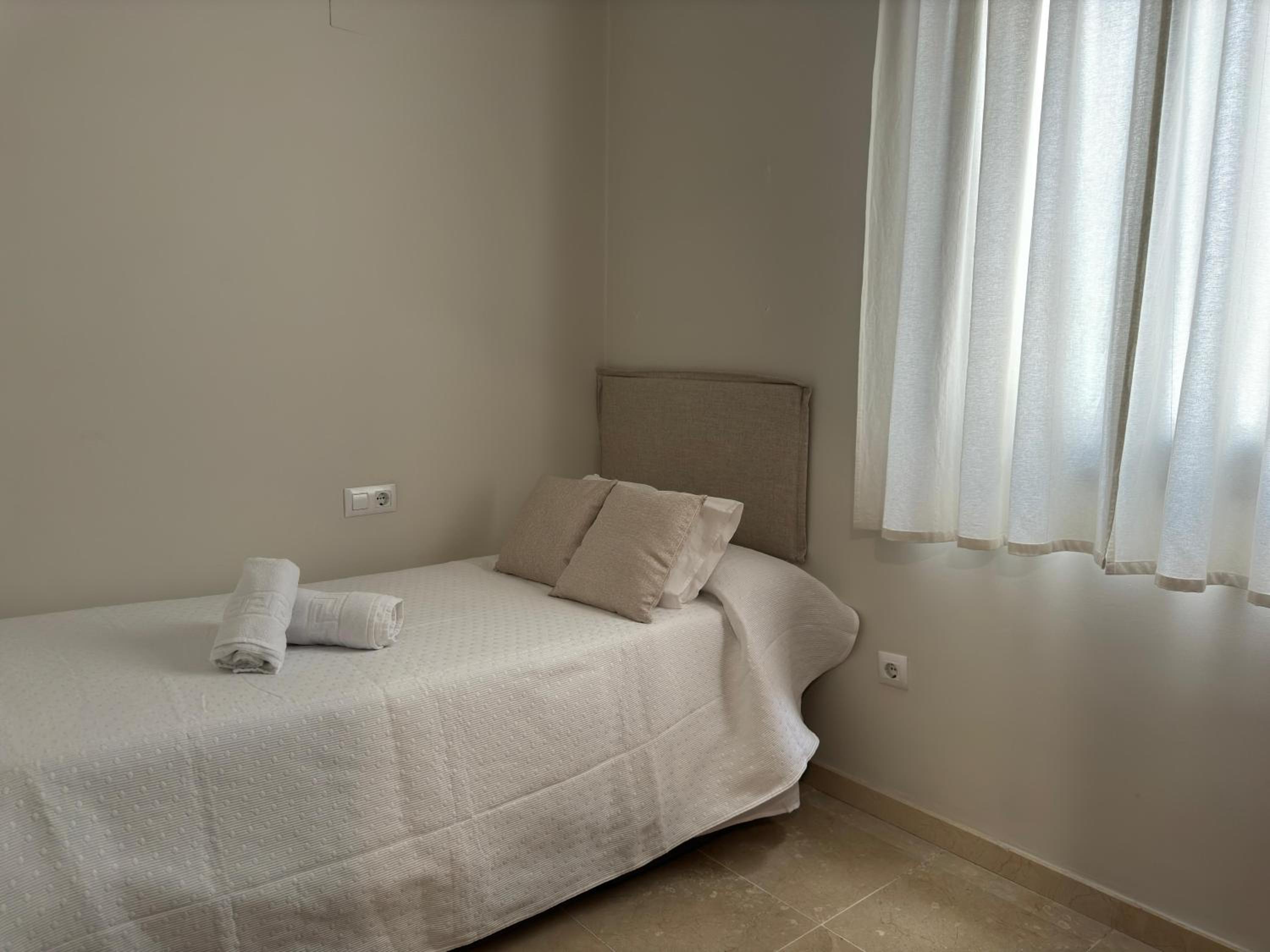 Dúplex céntrico con terraza y parking gratuito