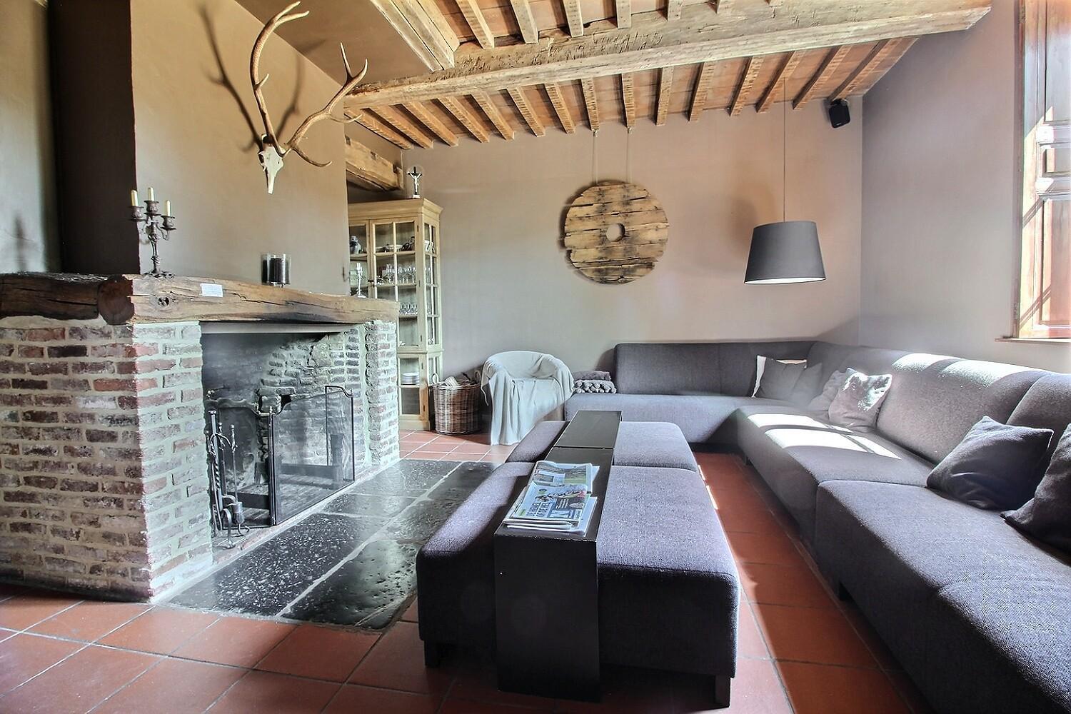 Château de Rienne met sauna & hottub & pooltafel