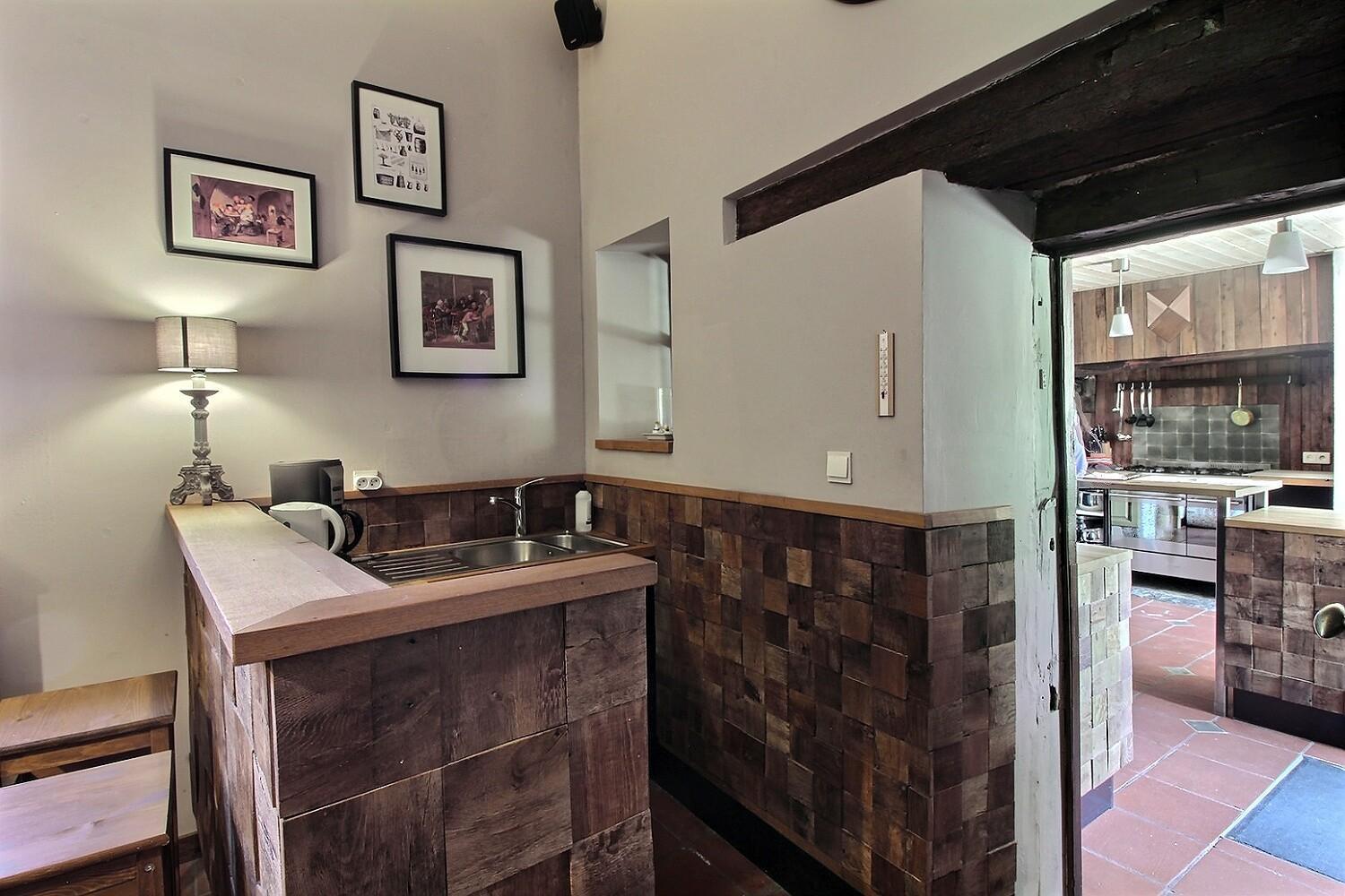 Château de Rienne met sauna & hottub & pooltafel