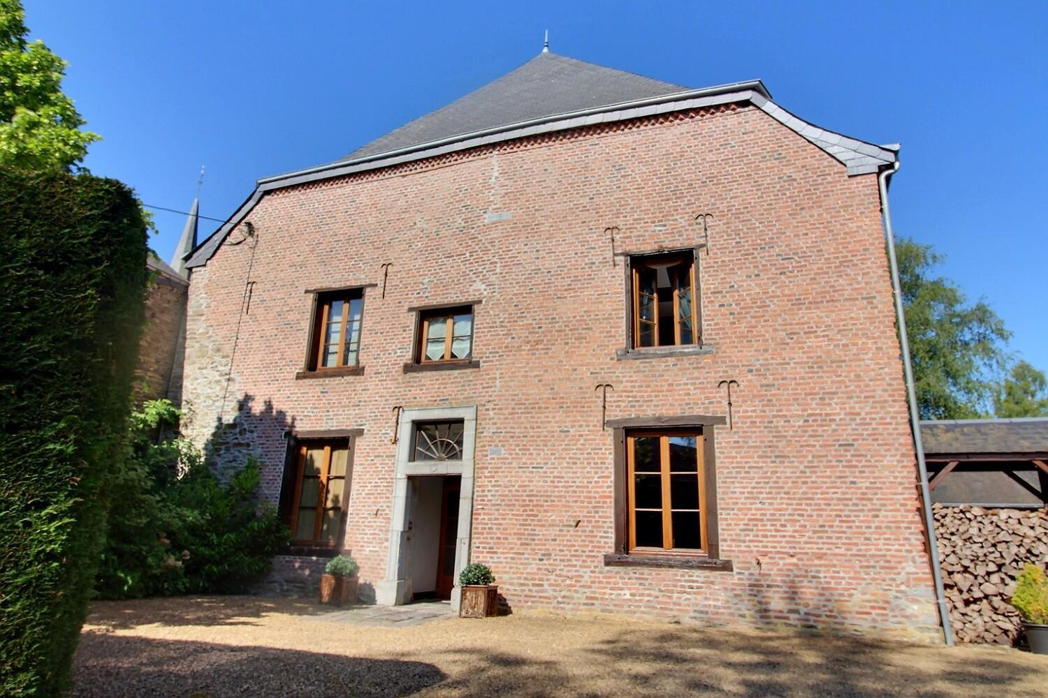 Château de Rienne met sauna & hottub & pooltafel