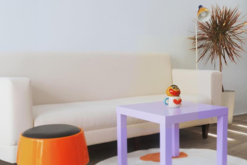 Joie Home view 3