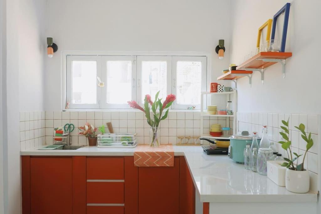 Joie Home view 5