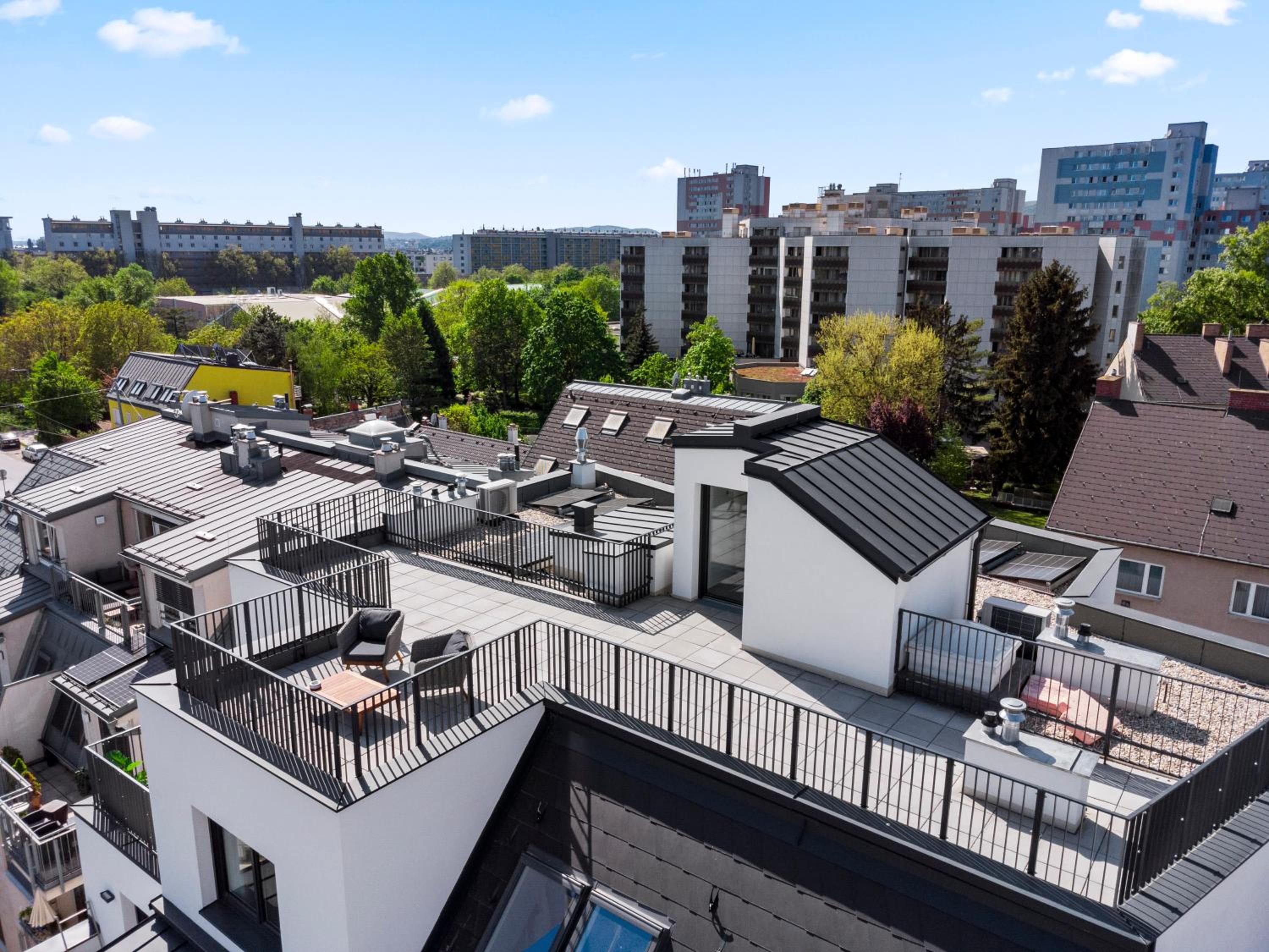 Long Term Stay - Near Klinik Floridsdorf - On-Site Parking for 19,90 Eur