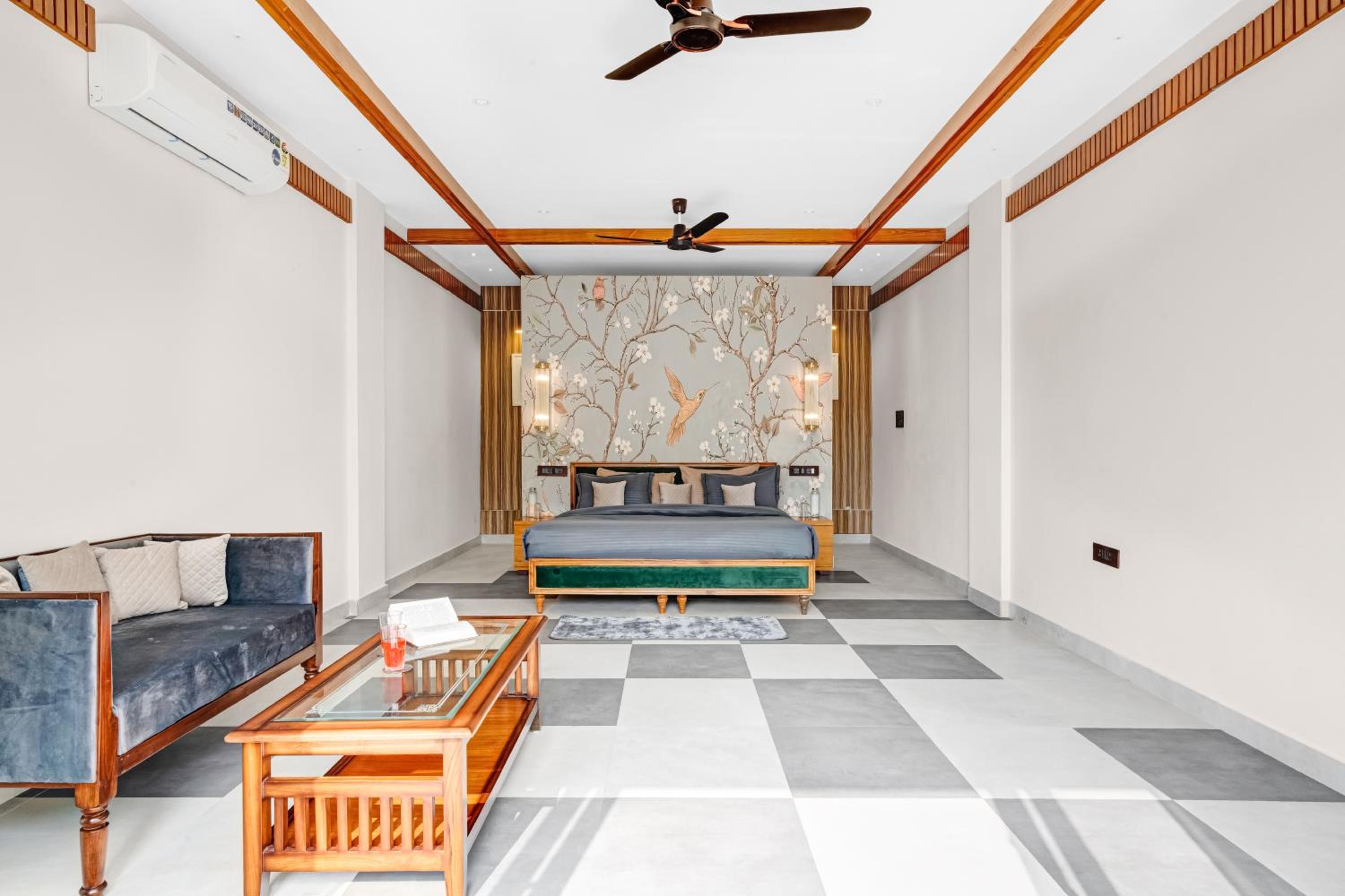 SaffronStays Sukh Saklana Haveli Royalty Rooms - Forest-view stay with pool, expansive lawns & dining near Rishikesh and Dehradun Airport
