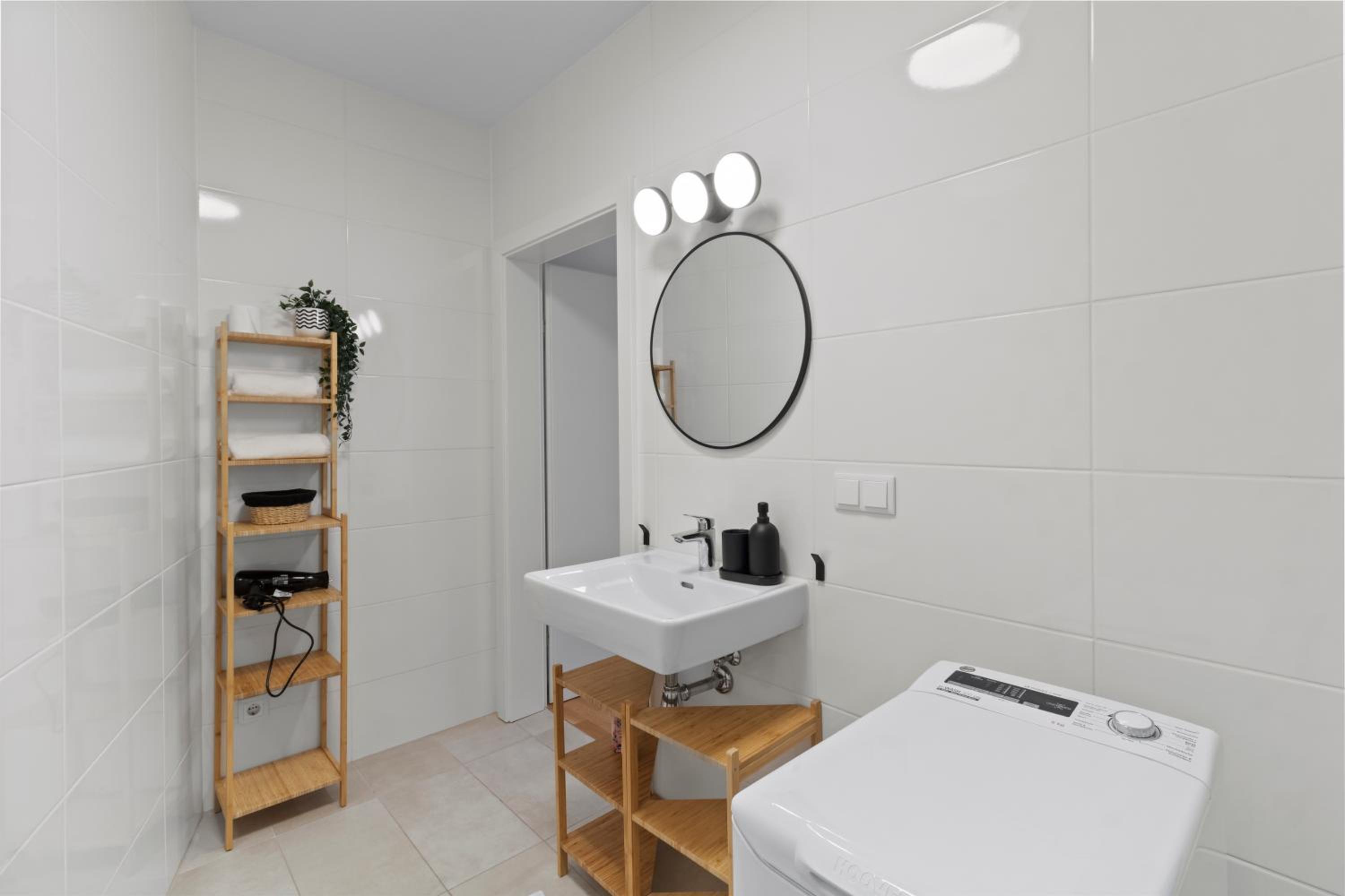 Long Term Stay - Near Klinik Floridsdorf - On-Site Parking for 19,90 Eur