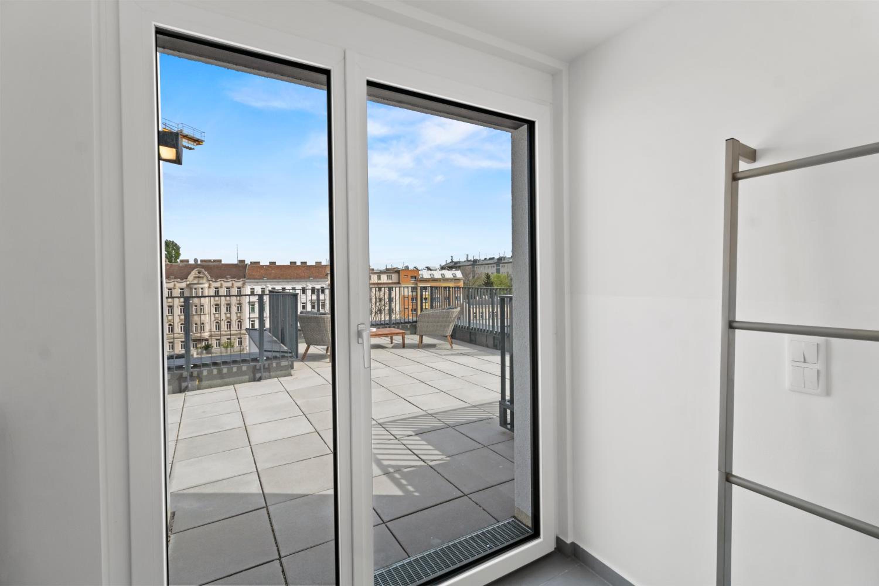 Long Term Stay - Near Klinik Floridsdorf - On-Site Parking for 19,90 Eur