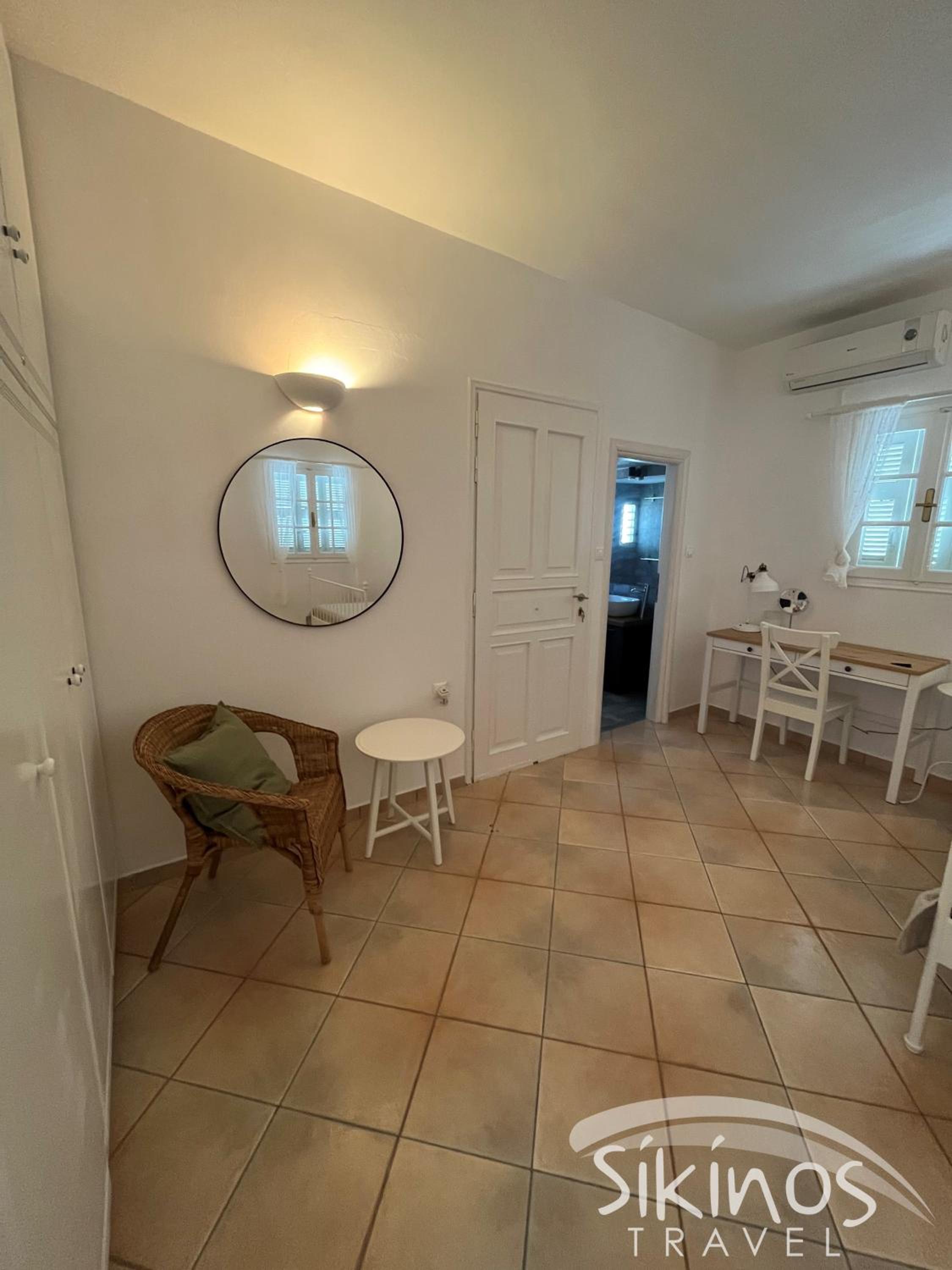 Beachfront Cycladic House photo 5