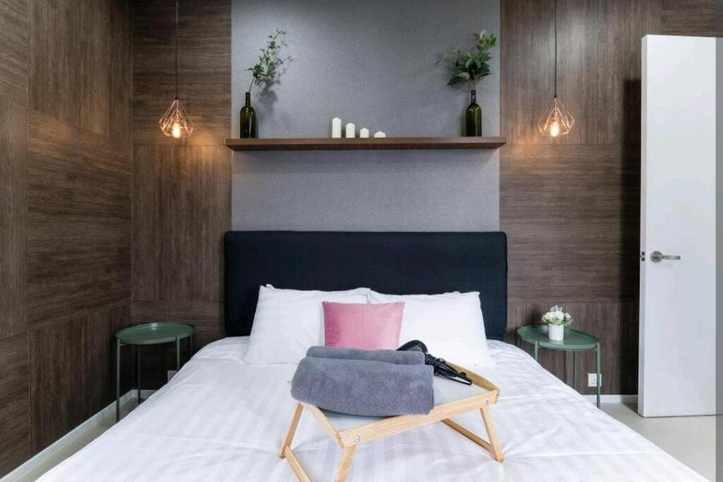 Arcoris Mont Kiara 13A#Main Street#163 Retails# 1BR 1-3Pax
