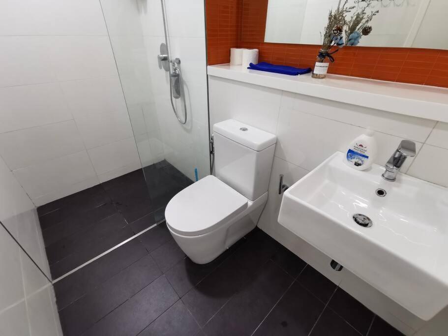 Arcoris Mont Kiara 13A#Main Street#163 Retails# 1BR 1-3Pax