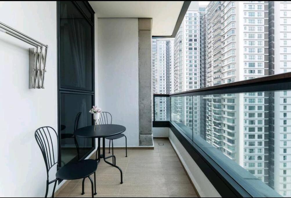 Arcoris Mont Kiara 13A#Main Street#163 Retails# 1BR 1-3Pax