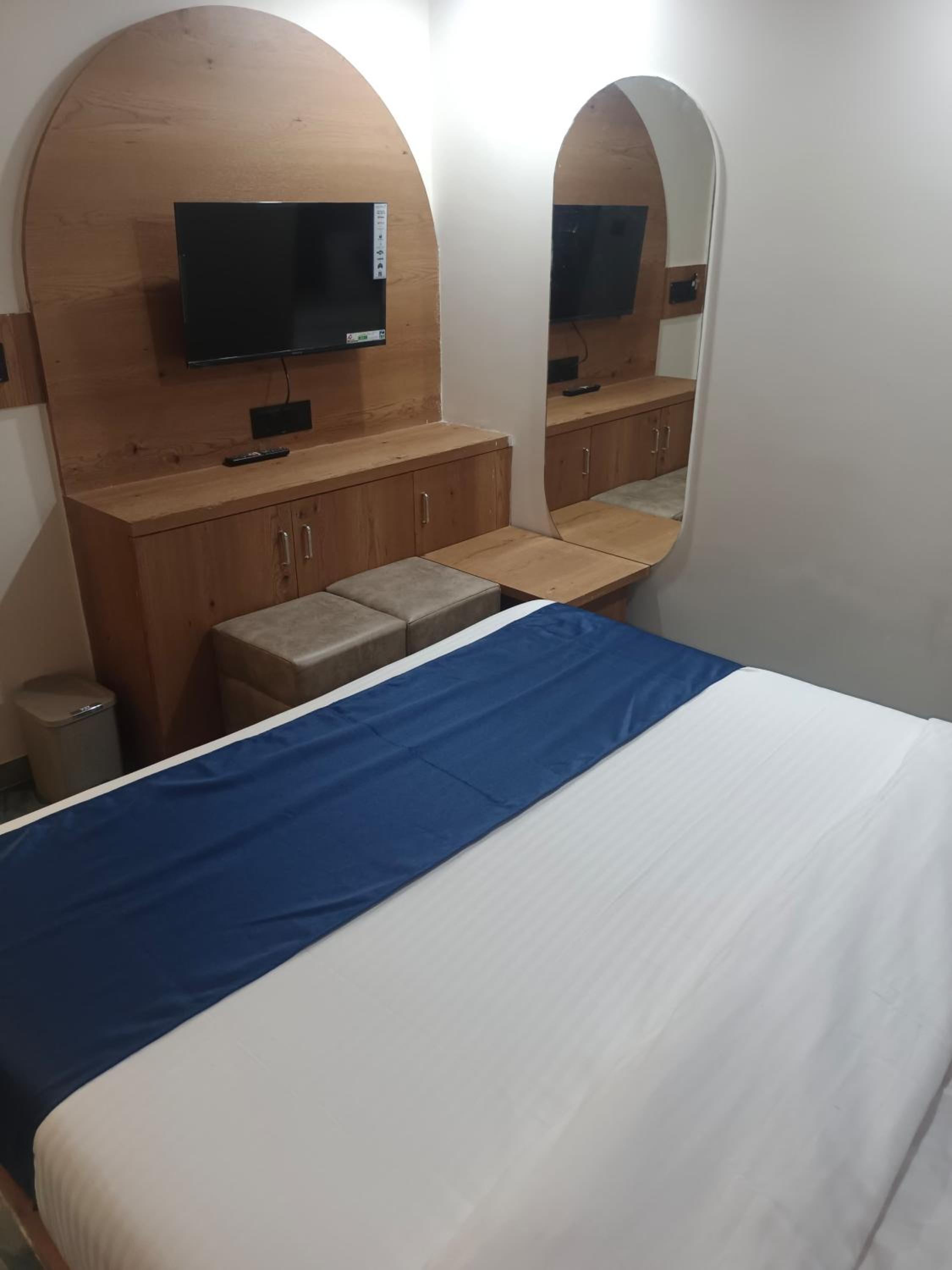 hotel shivkunj