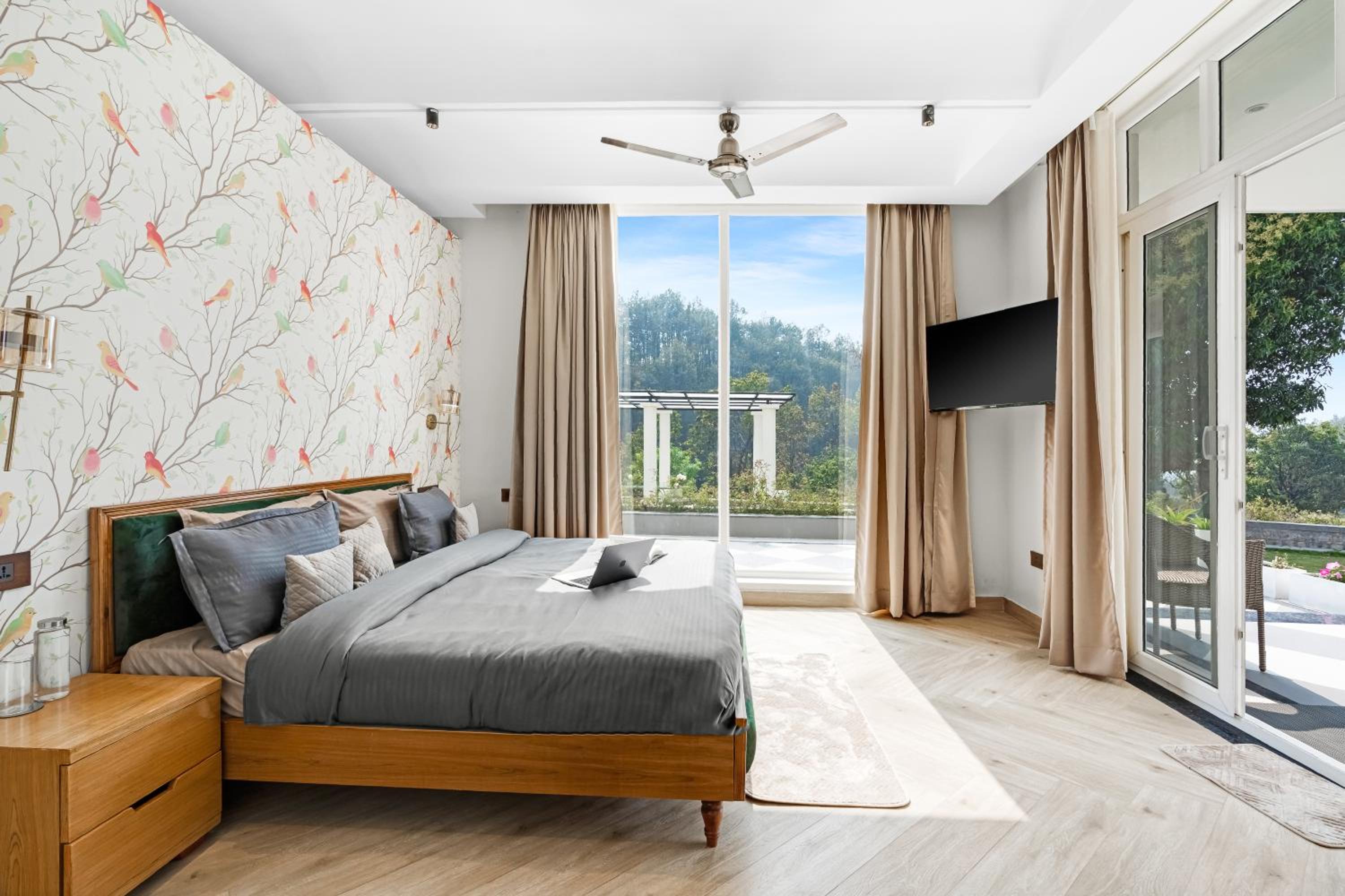 SaffronStays Sukh Saklana Haveli Royalty Rooms - Forest-view stay with pool, expansive lawns & dining near Rishikesh and Dehradun Airport