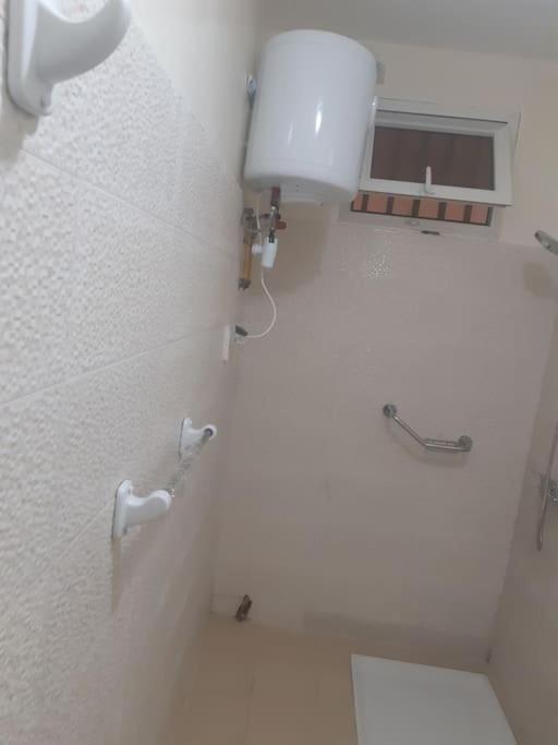 Appartement a proximite de la plage20 a yoff view 5