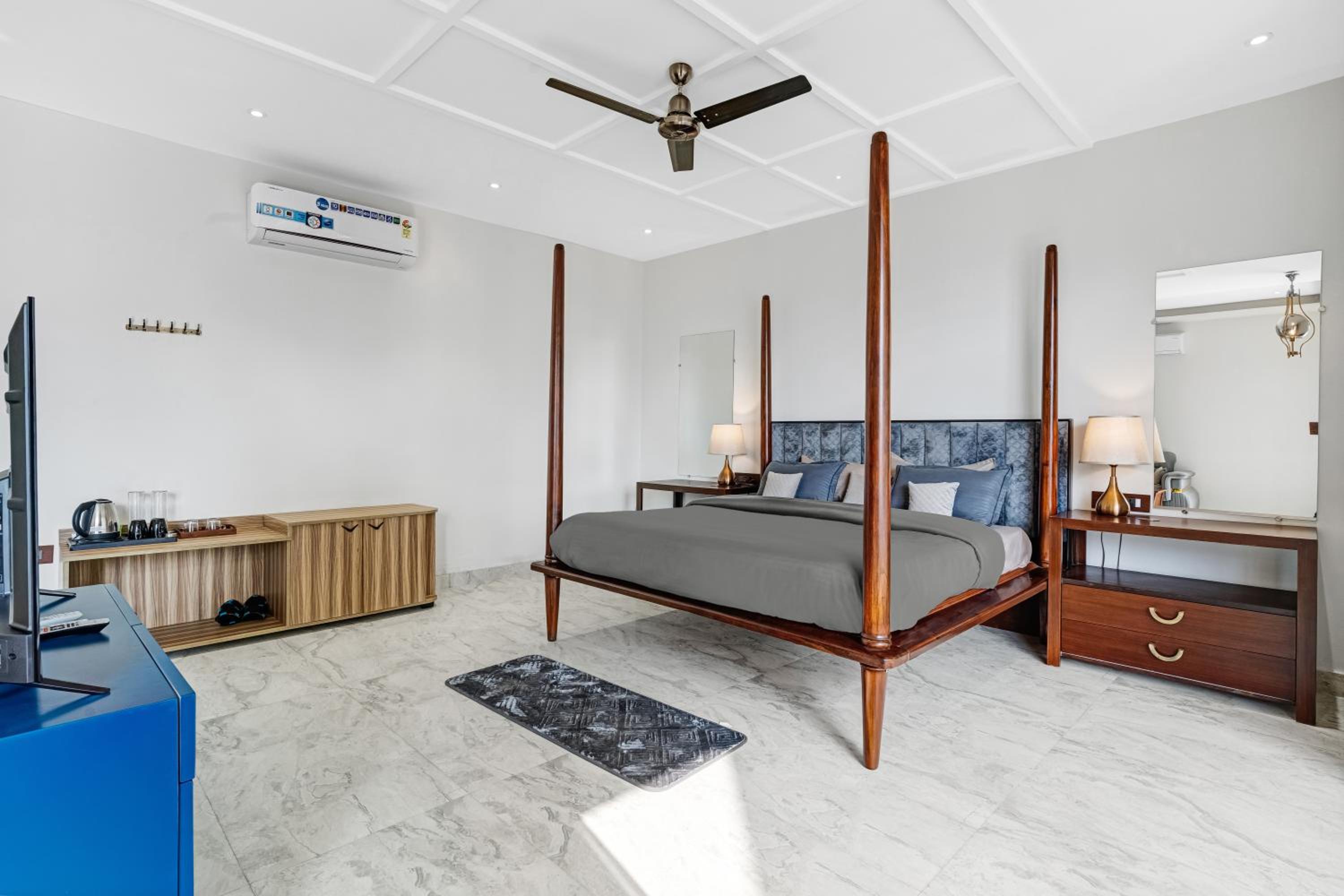 SaffronStays Sukh Saklana Haveli Royalty Rooms - Forest-view stay with pool, expansive lawns & dining near Rishikesh and Dehradun Airport