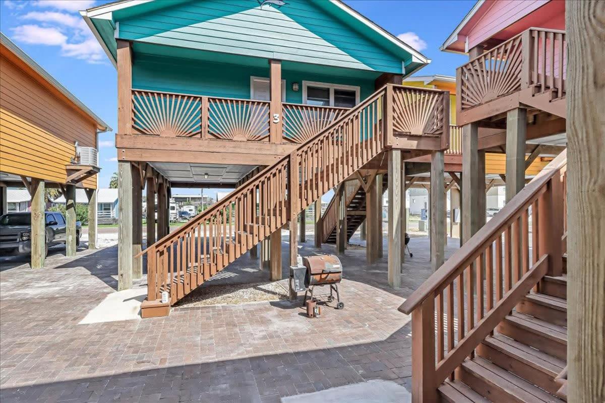 Blue Marlin Cottage (Anchor Courts #3) view 3
