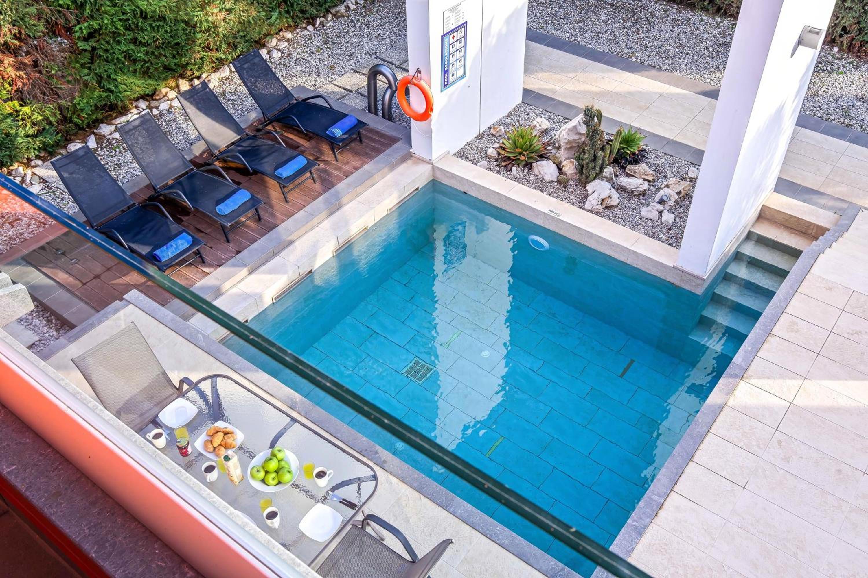 Almond Villa