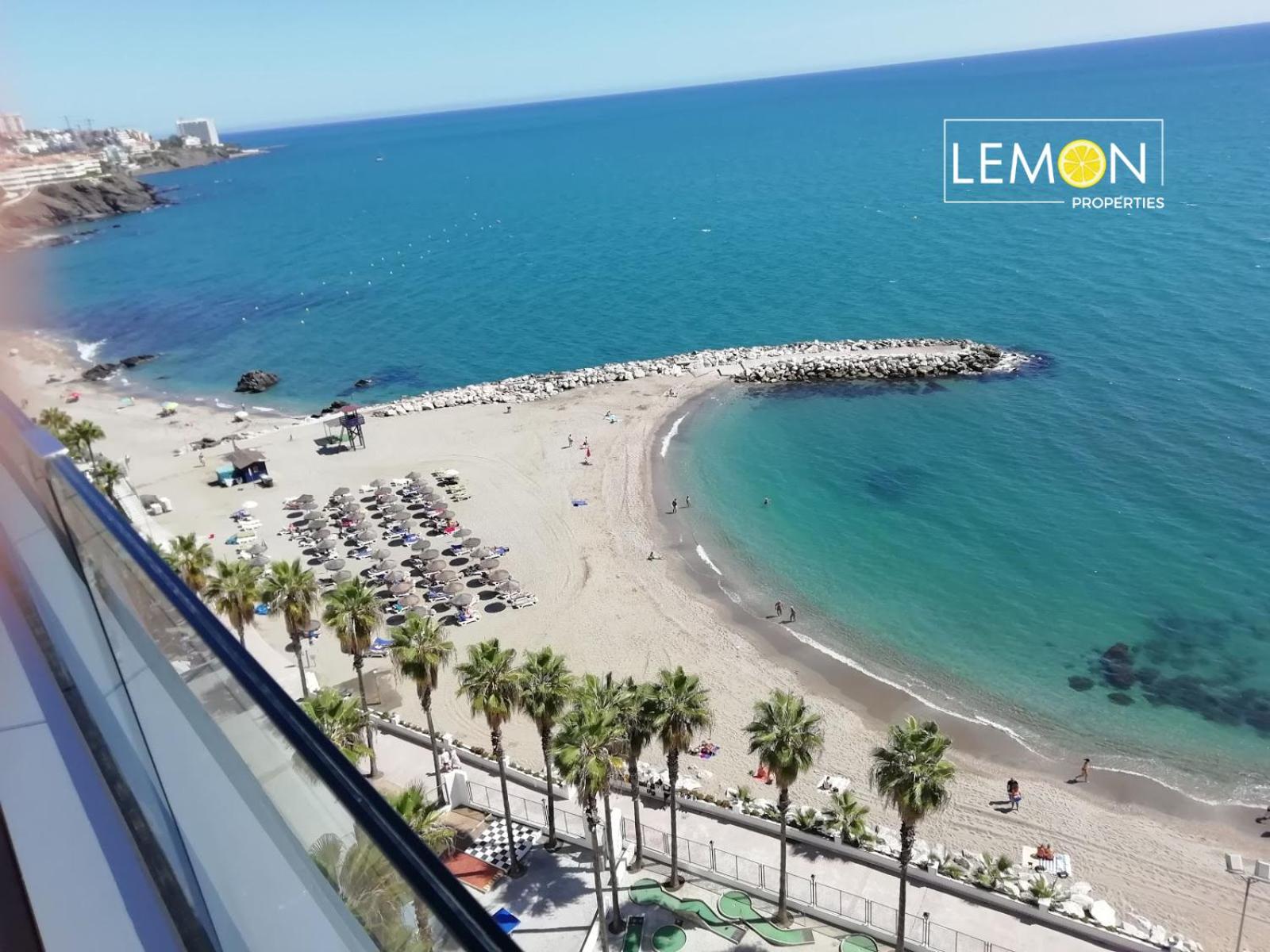 Lemon Faro Torrequebrada