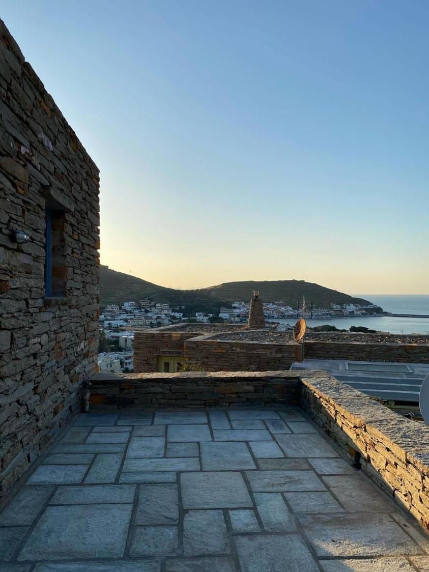 SEAVIEW UP