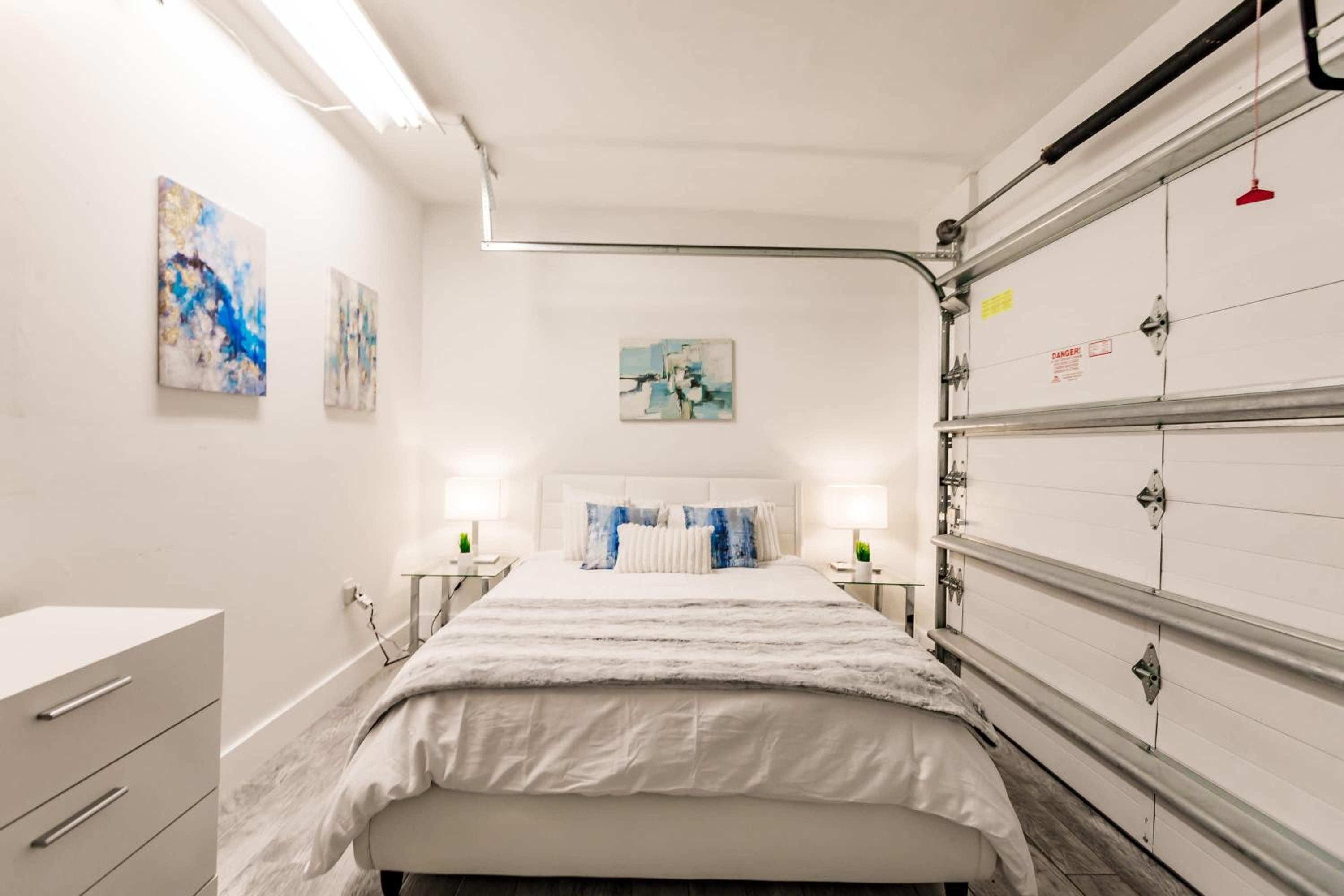 Uhost AI - 5BR Miami Home - Pool & Hot Tub