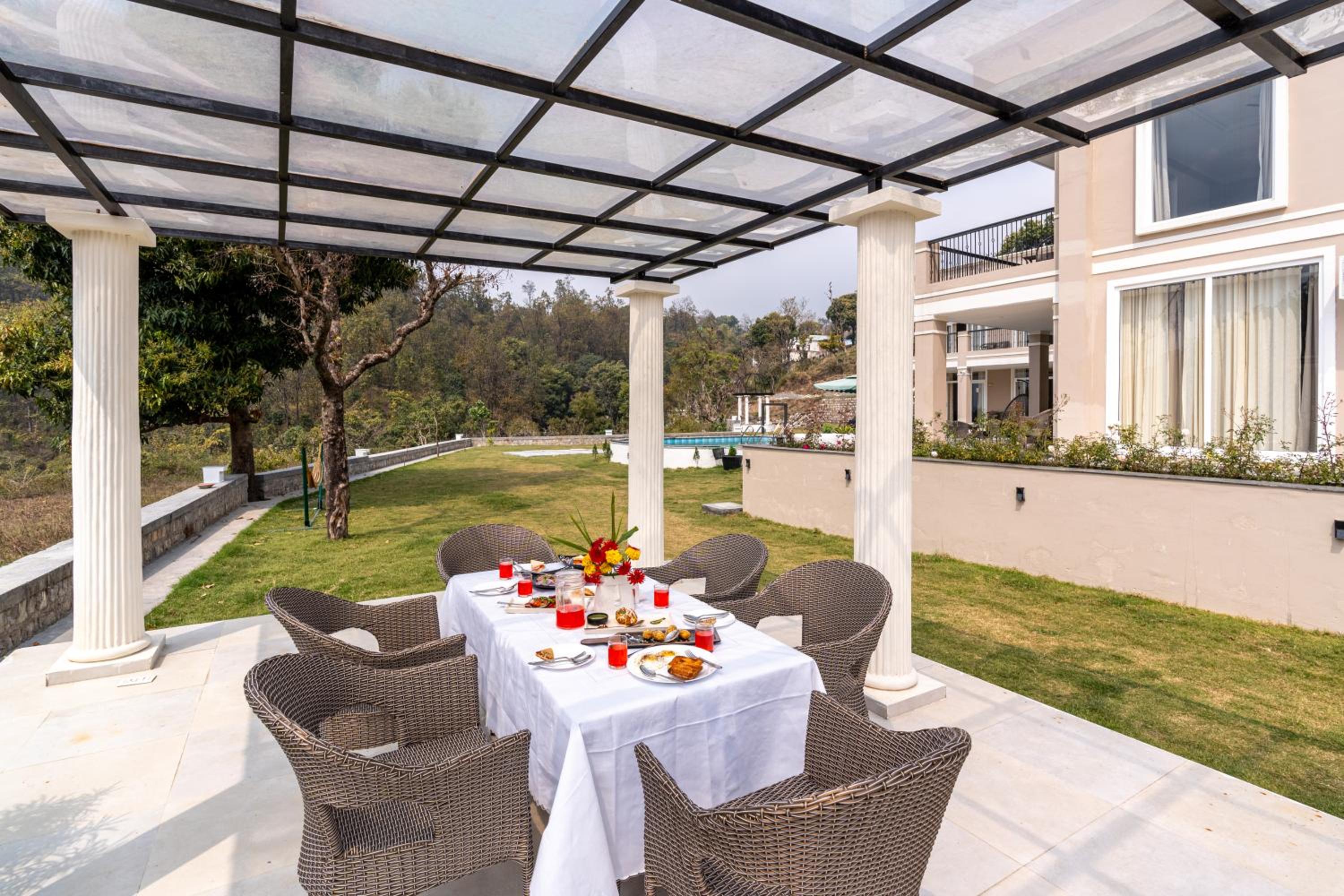 SaffronStays Sukh Saklana Haveli Royalty Rooms - Forest-view stay with pool, expansive lawns & dining near Rishikesh and Dehradun Airport