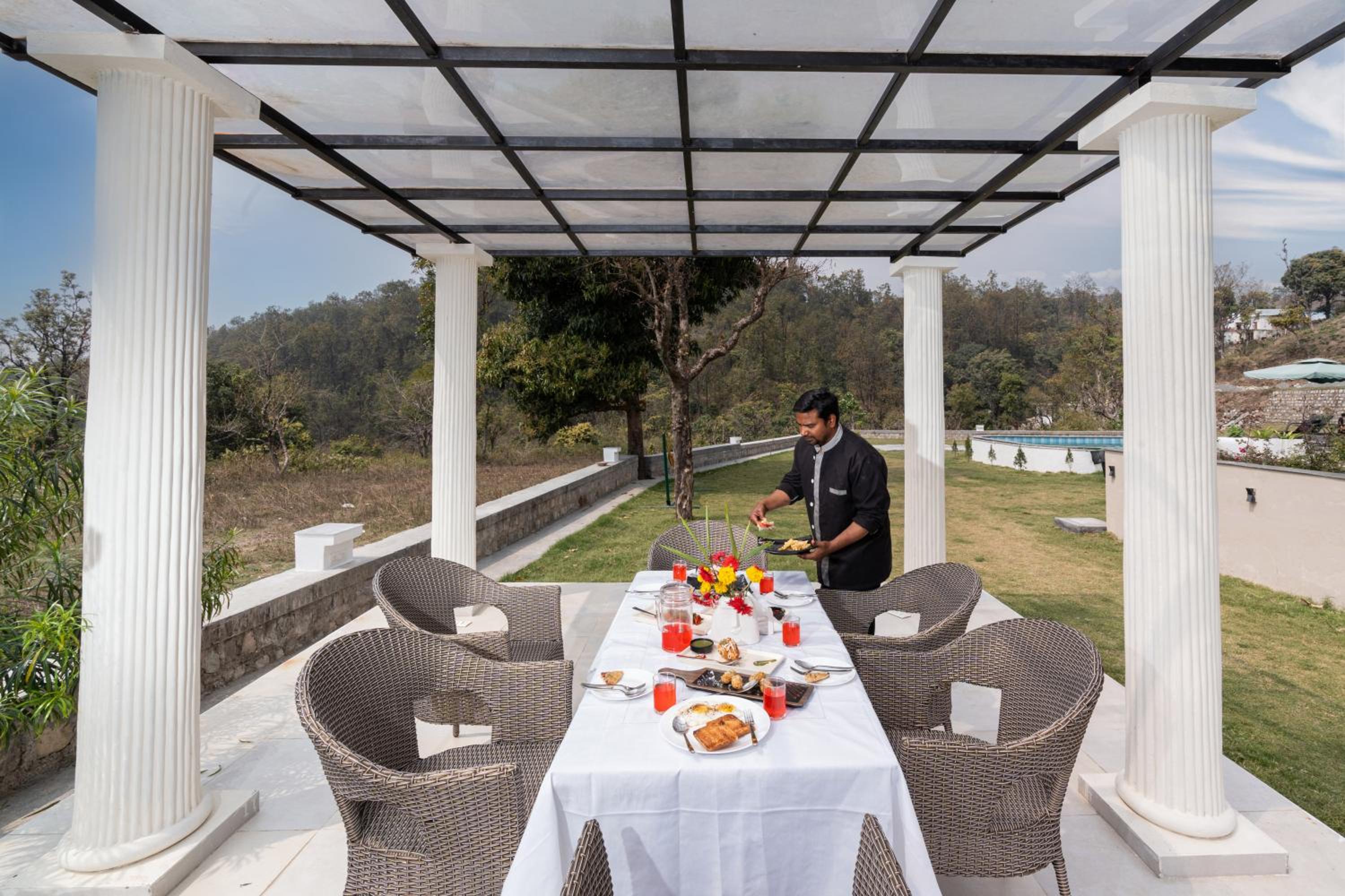 SaffronStays Sukh Saklana Haveli Royalty Rooms - Forest-view stay with pool, expansive lawns & dining near Rishikesh and Dehradun Airport