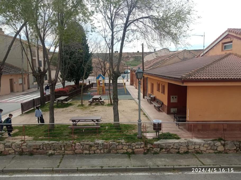 Photo 32