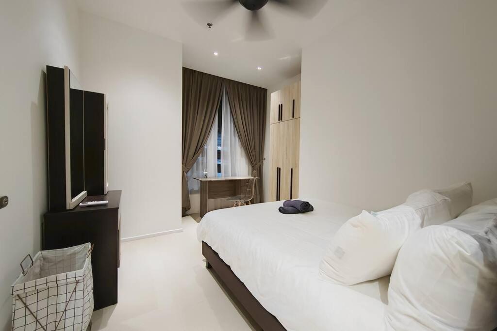 Mont Kiara Cozy 2 #2Bedroom with Balcony #Arcoris