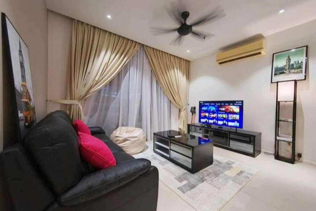 Mont Kiara Cozy 2 #2Bedroom with Balcony #Arcoris
