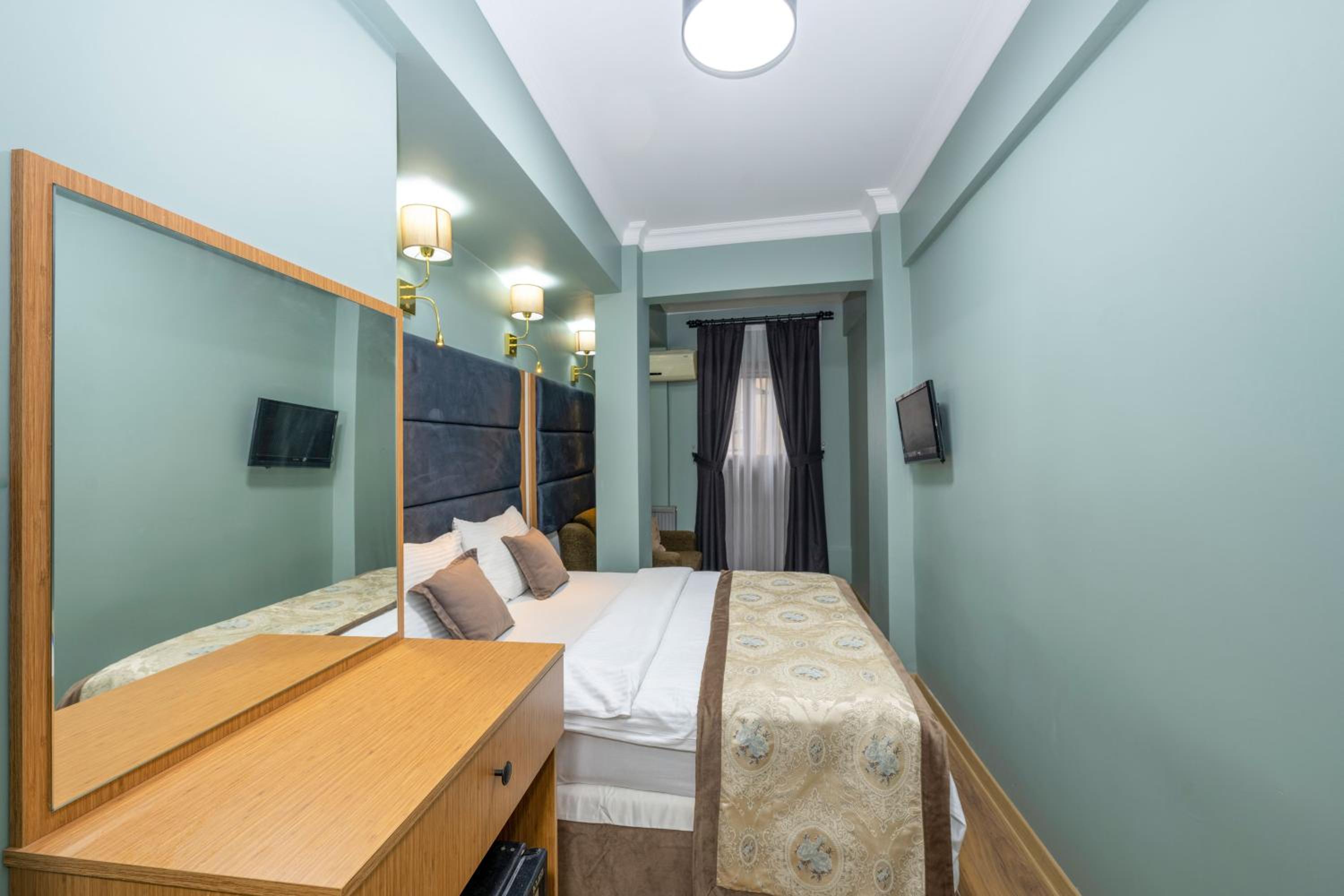 Ista Palace Hotel - Image 113