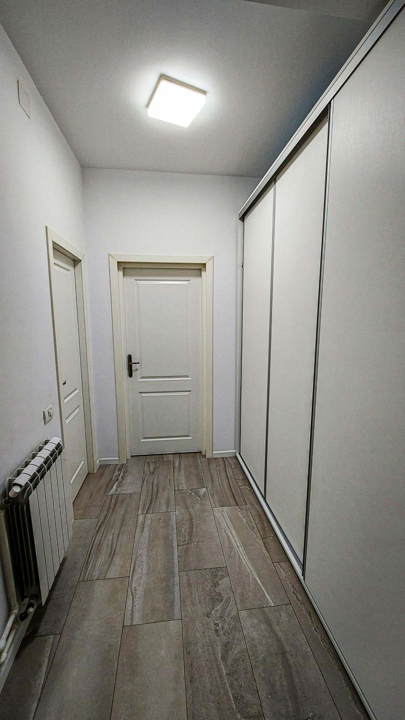 Photo 33