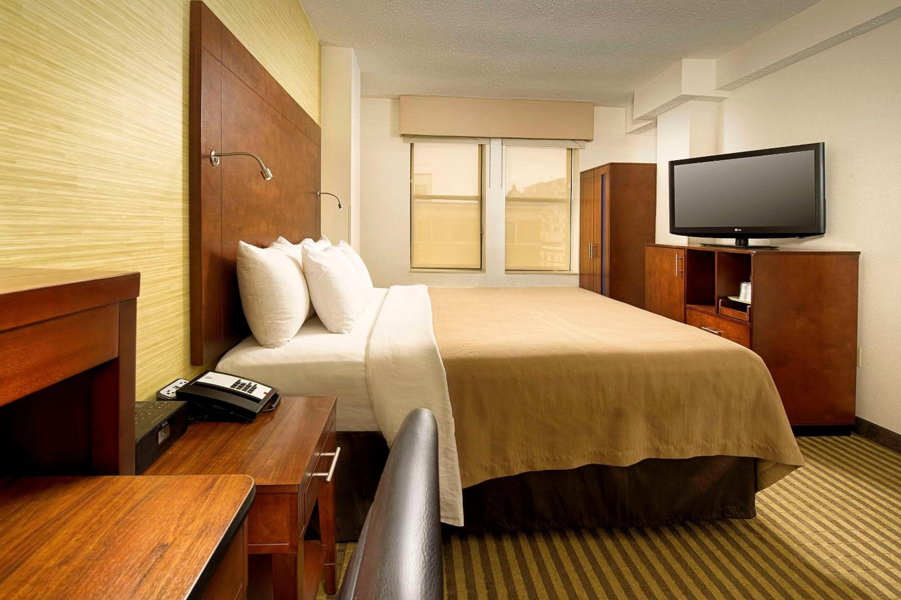 Comfort Inn Downtown DC-Convention Center 2