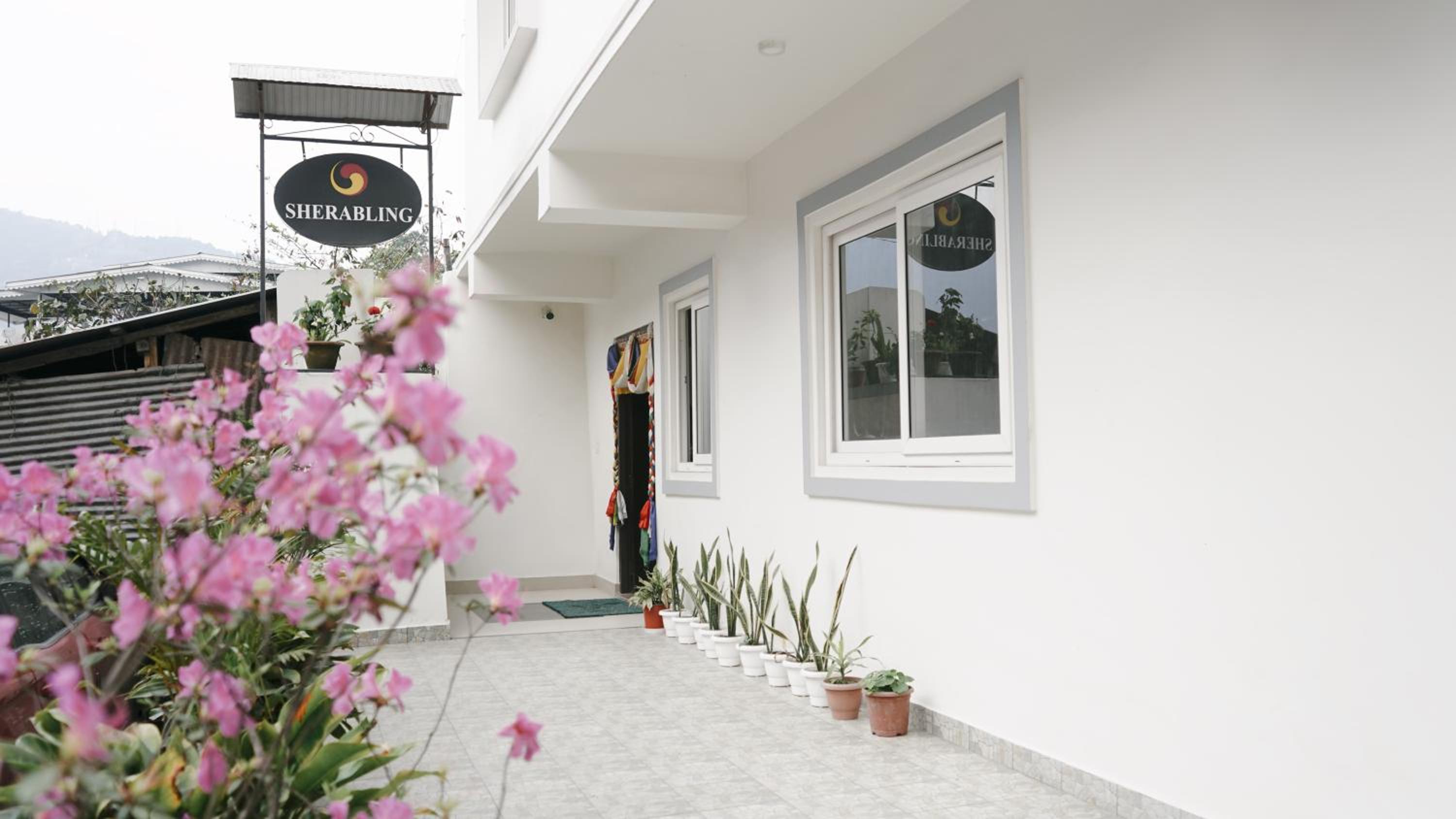 Hotel Sherabling