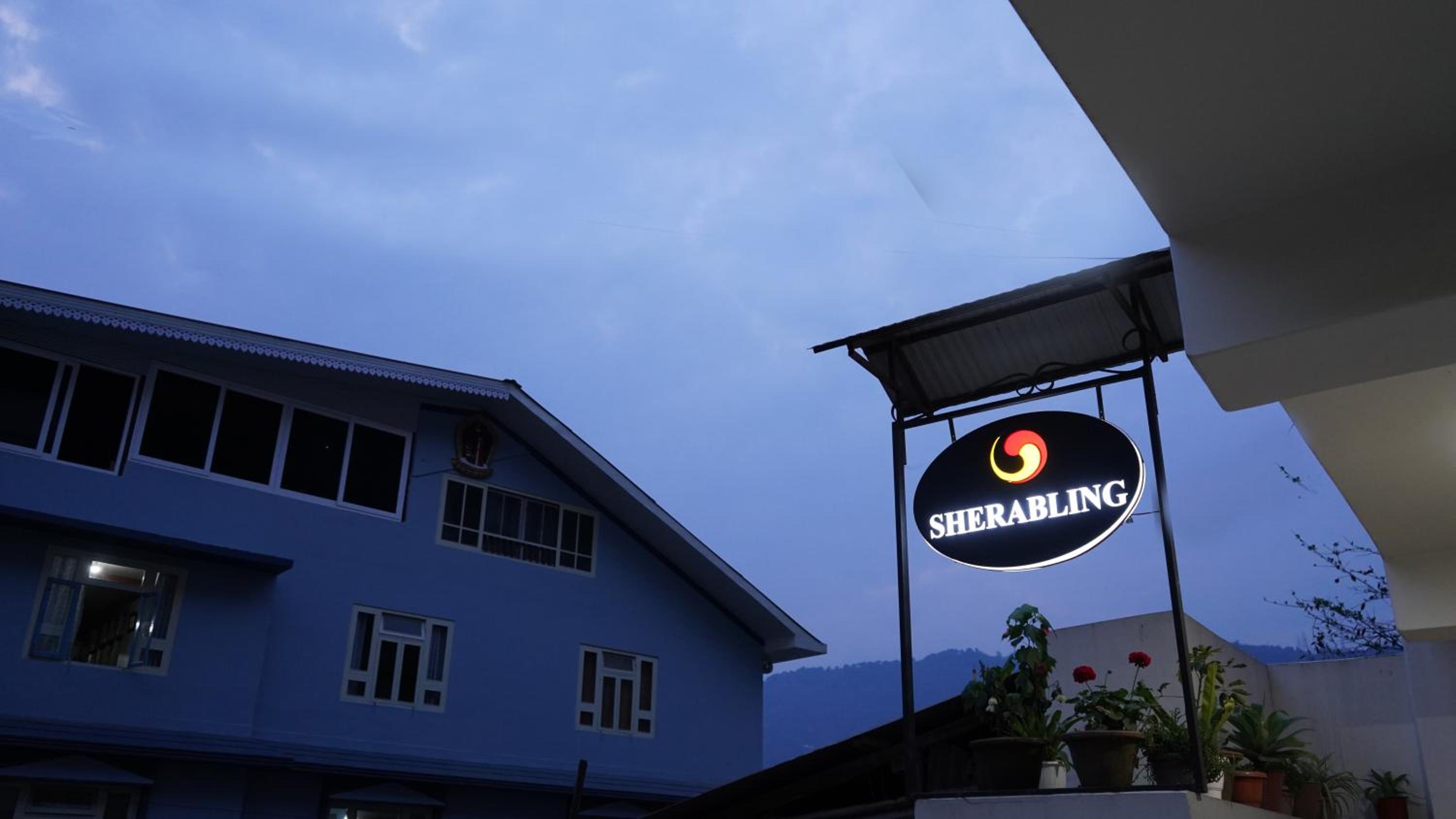 Hotel Sherabling