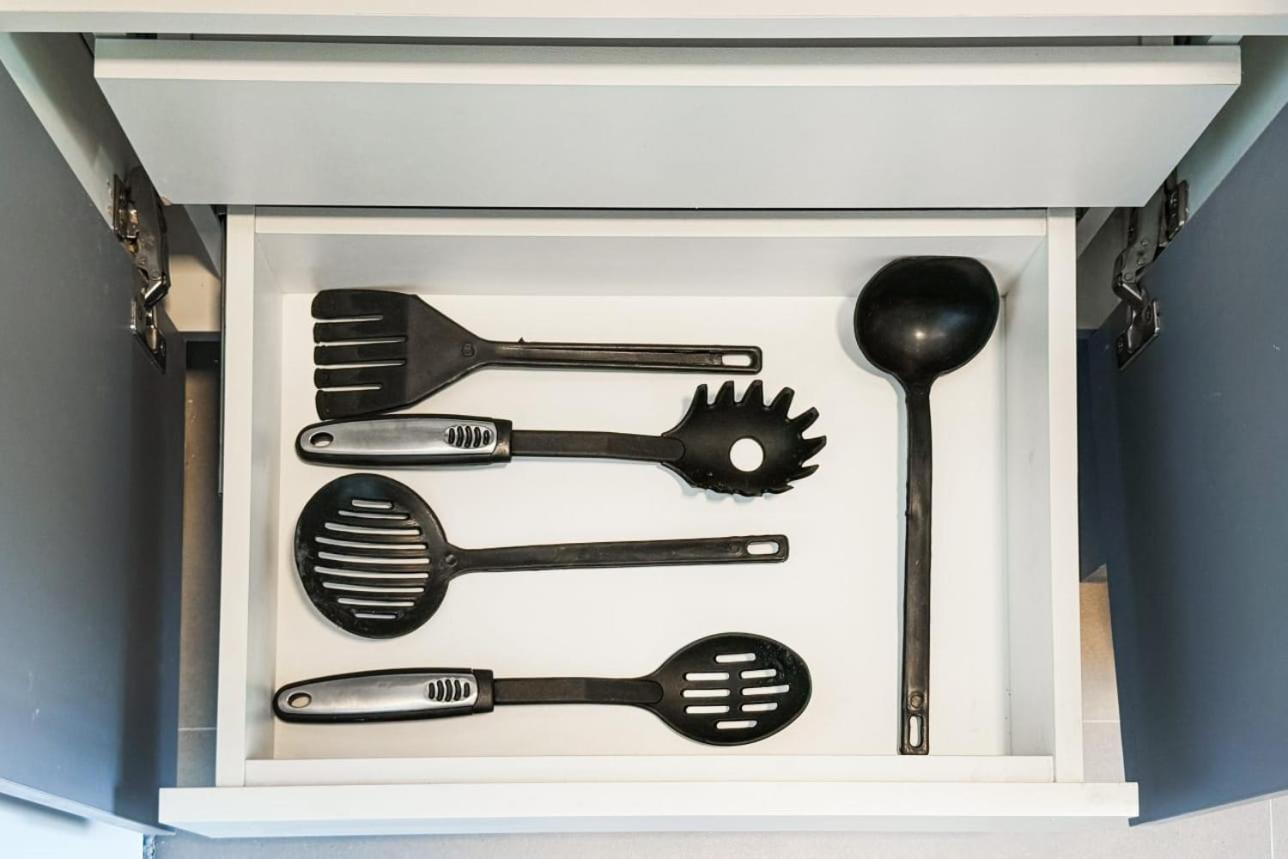 Apartamento com Varanda Excelente Localização no Itaim bibi