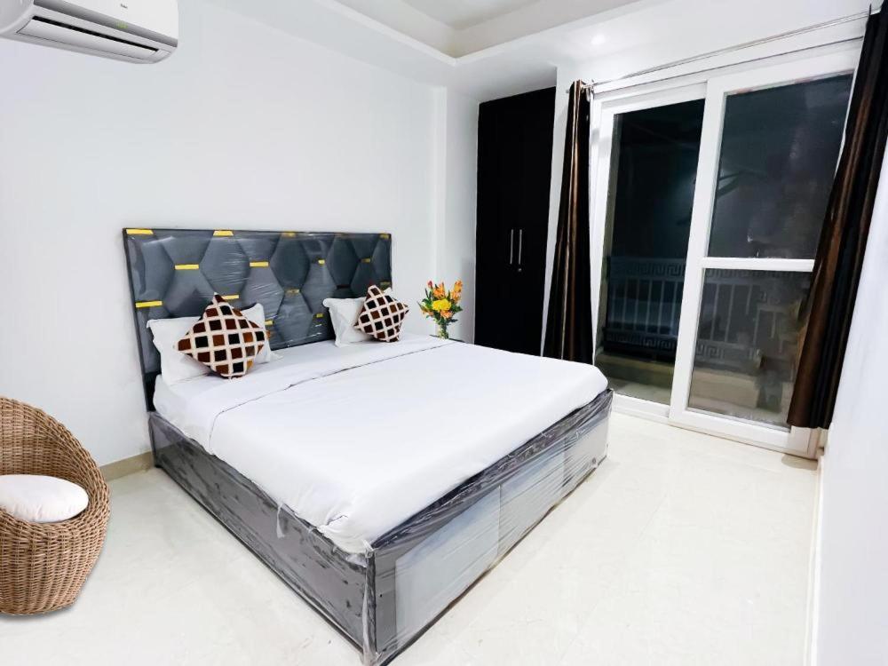 HOTEL MAX view 2