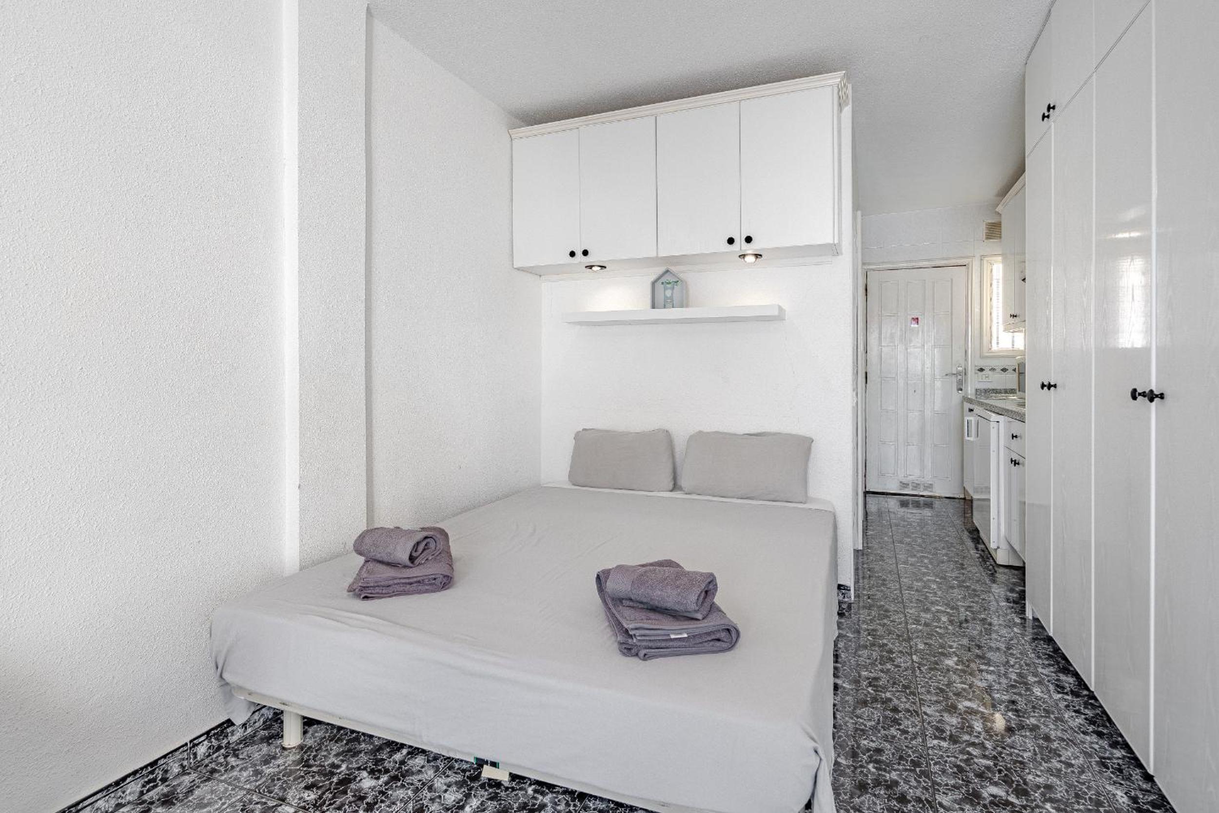 Apartamentos en Torres del Sol photo 3