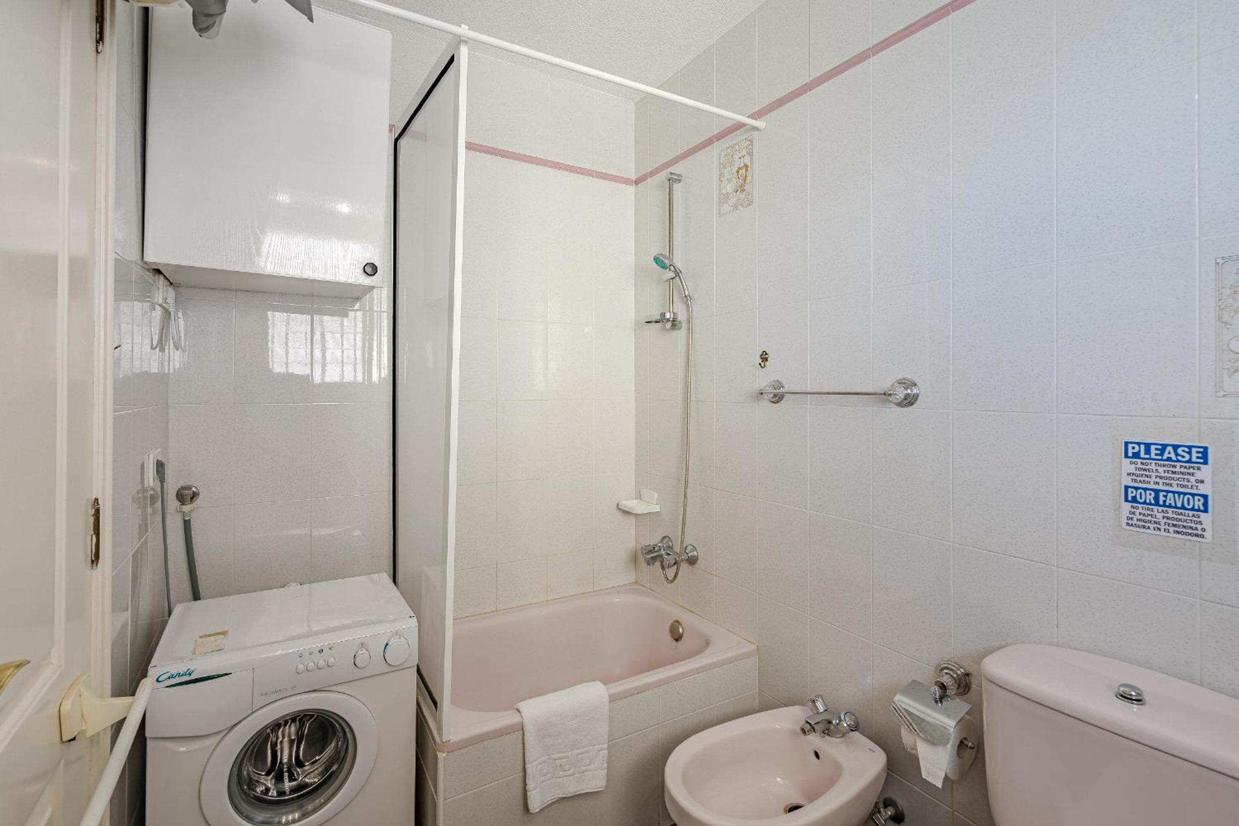 Apartamentos en Torres del Sol photo 4