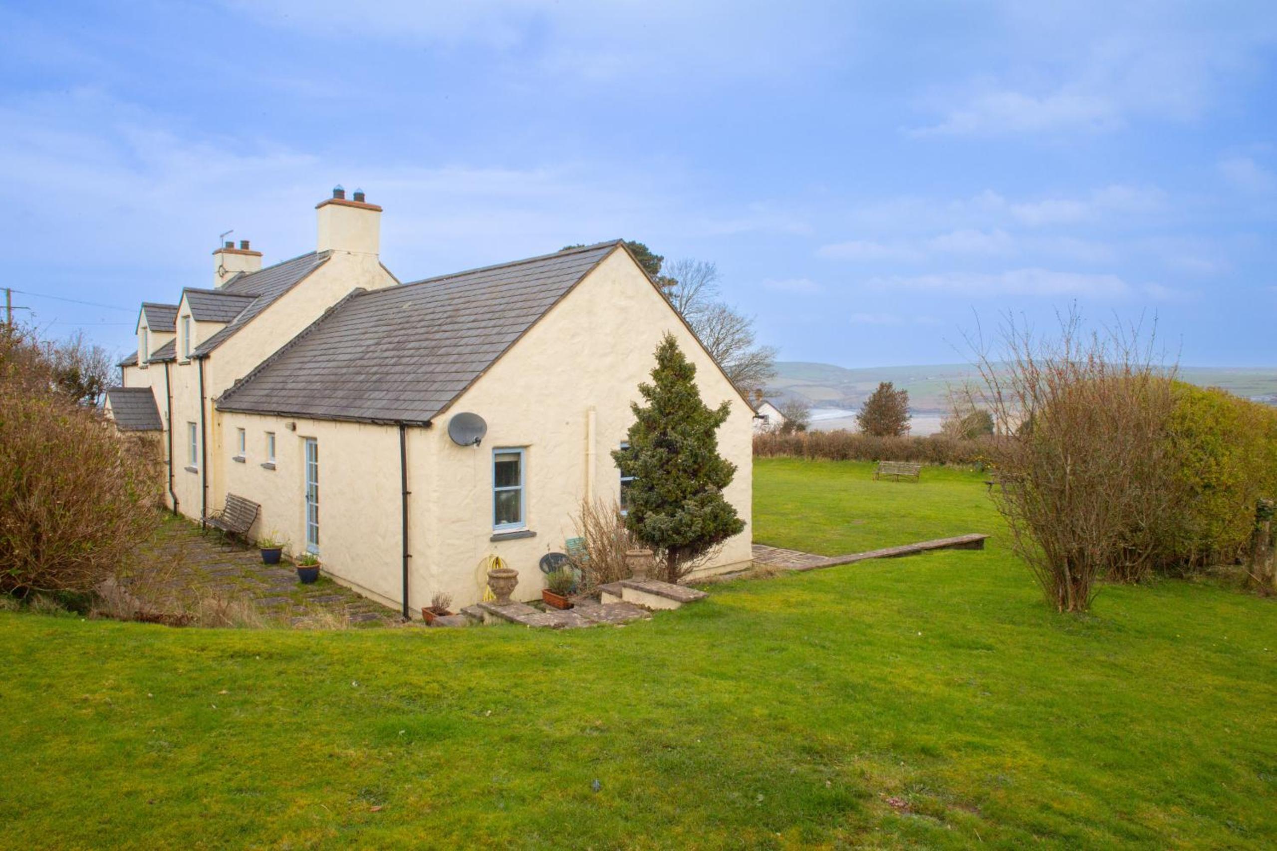 Brynceirios Newport, Pembrokeshire
