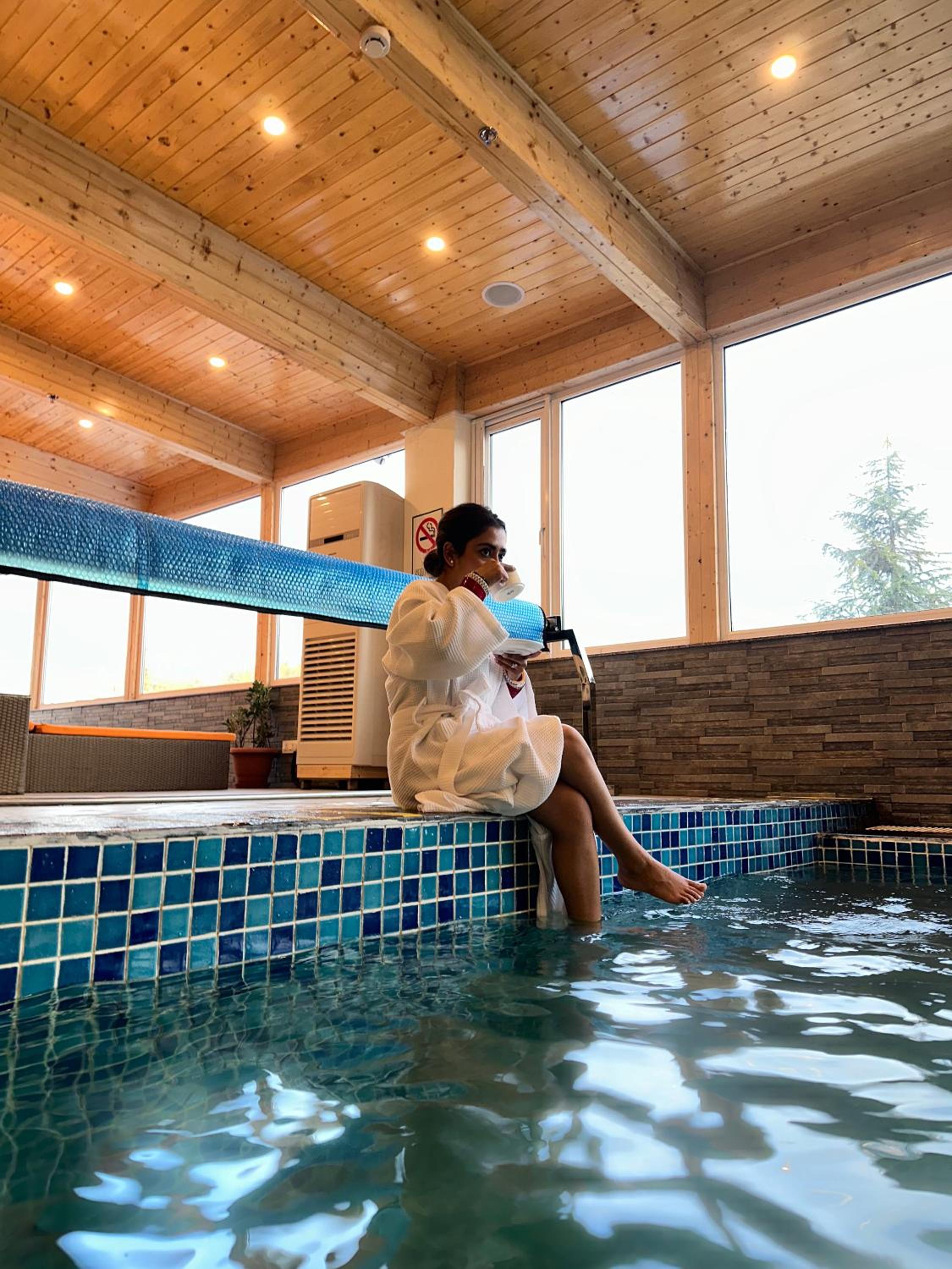 Marigold Sarovar Portico Shimla with Heated pool and AC Rooms-A Resort cottage and SPA Marigold Sarovar Portico Shimla with Heated pool and AC Rooms-A Resort cottage and SPA