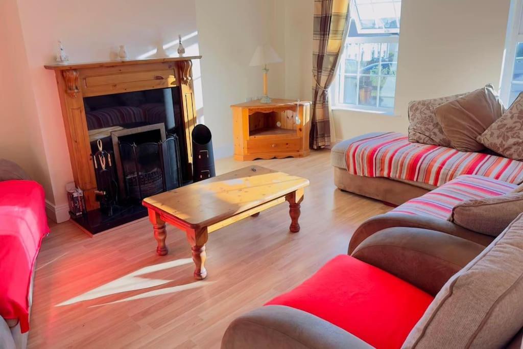 Letterkenny Vacations - Four bedroomed Townhouse - Property Image 3