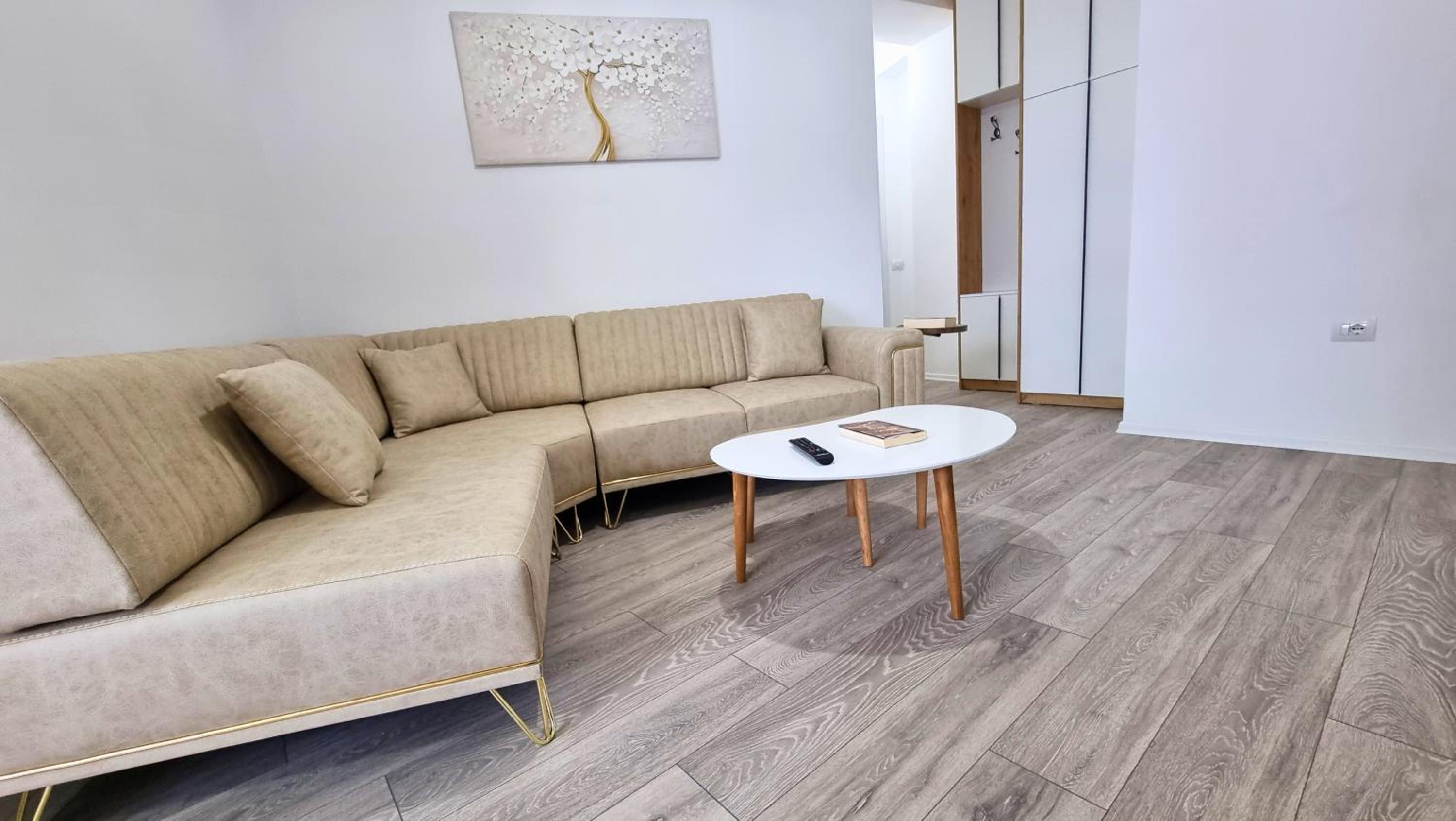 Cozy 2br condo Free Parking-WiFi-AC-Dryer